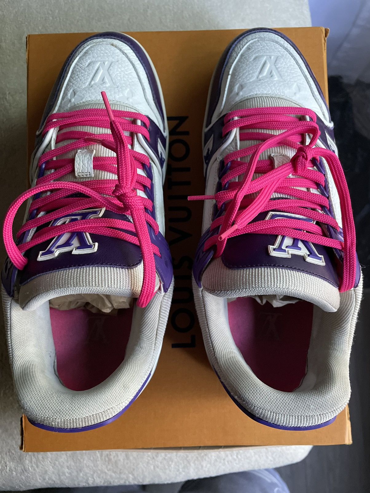Louis Vuitton Louis Vuitton White Purple Rose Trainer Sneaker Size US 8.5 / EU 41-42 - 11 Thumbnail