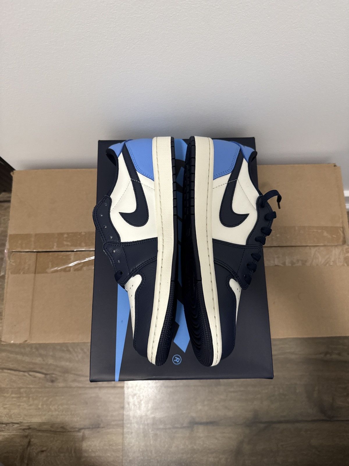 Jordan Brand Jordan 1 Low OG Obsidian UNC Size US 10 / EU 43 - 3 Thumbnail