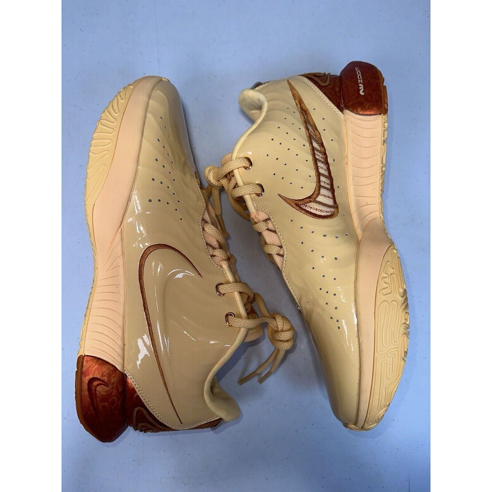 Nike Nike LeBron James XXI 21 Melo Melo Tint FV2345-800 sz 11 Size US 11 / EU 44 - 1 Thumbnail
