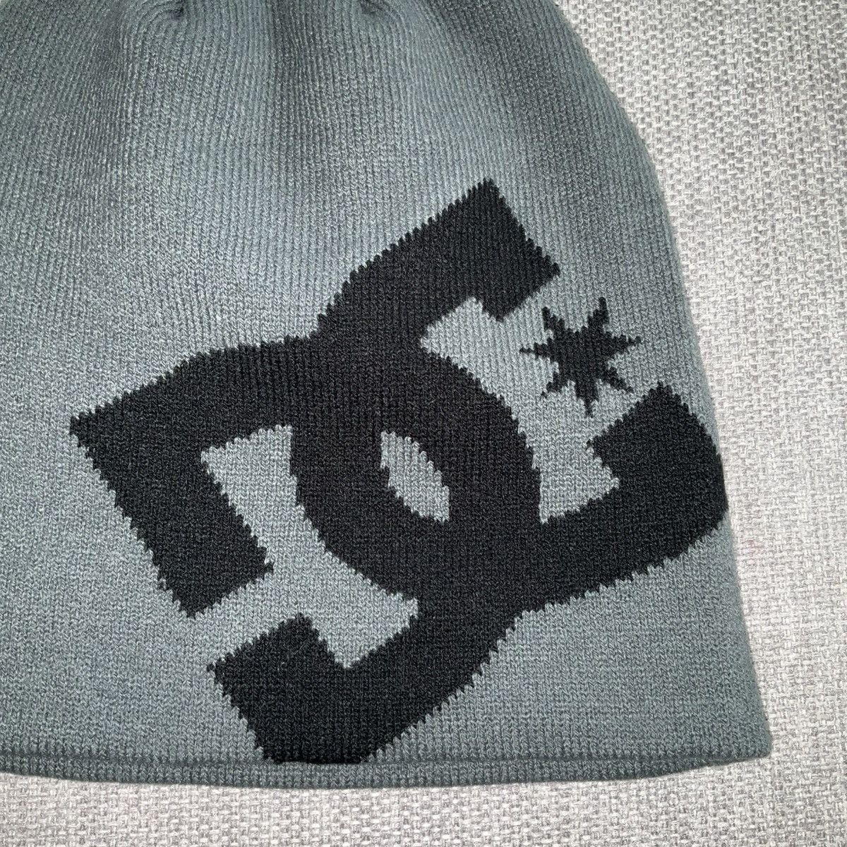 DC DC Skate Shoes Co Beanie Size ONE SIZE - 2 Thumbnail
