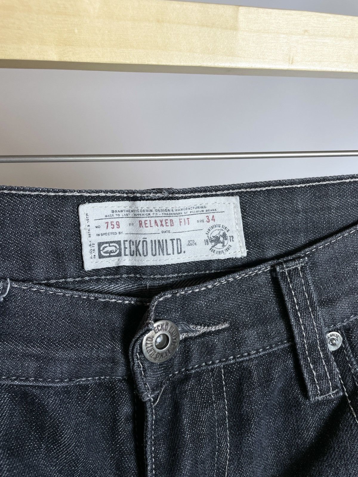 Ecko Unltd. × Fubu × JNCO RARE 🕶️ Marc Ecko Unltd black Jeans Shorts denim jorts Size US 34 / EU 50 - 3 Thumbnail