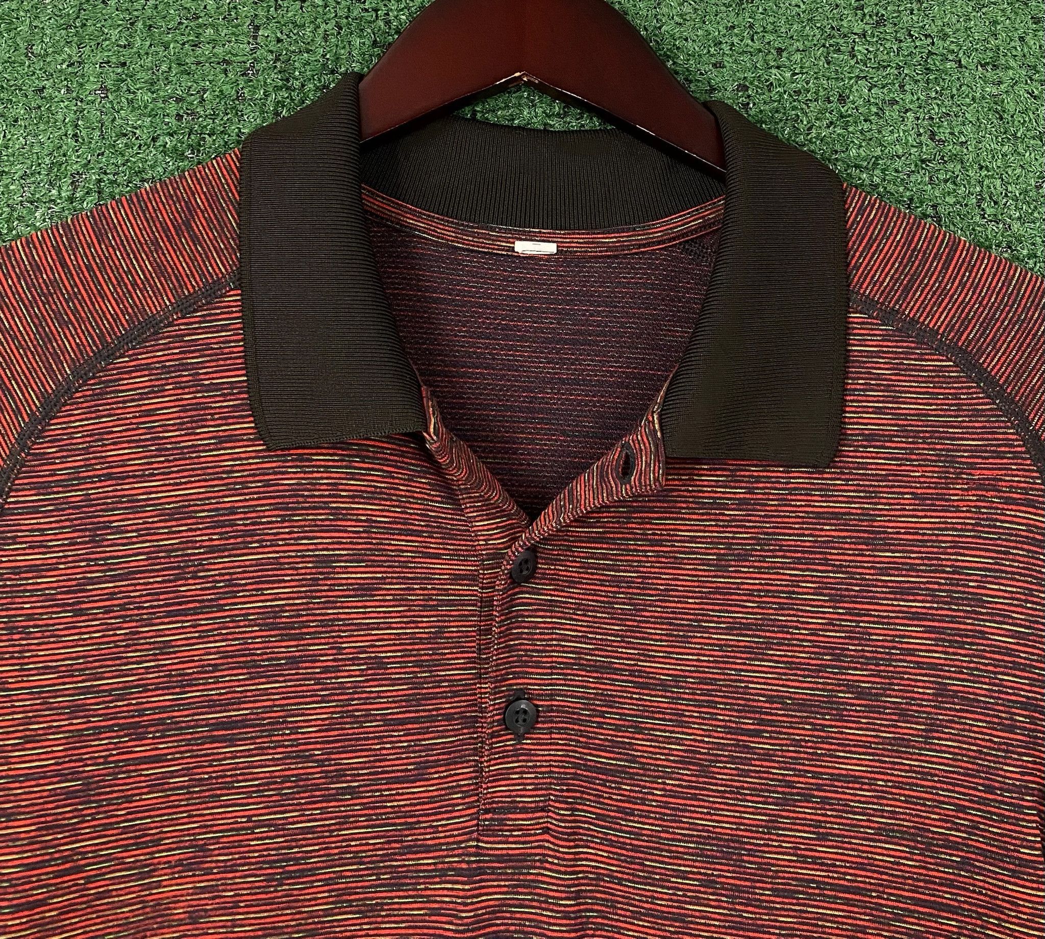 Lululemon Lululemon Metal Vent Red Black Lime Patterned Polo Large Size US L / EU 52-54 / 3 - 2 Thumbnail