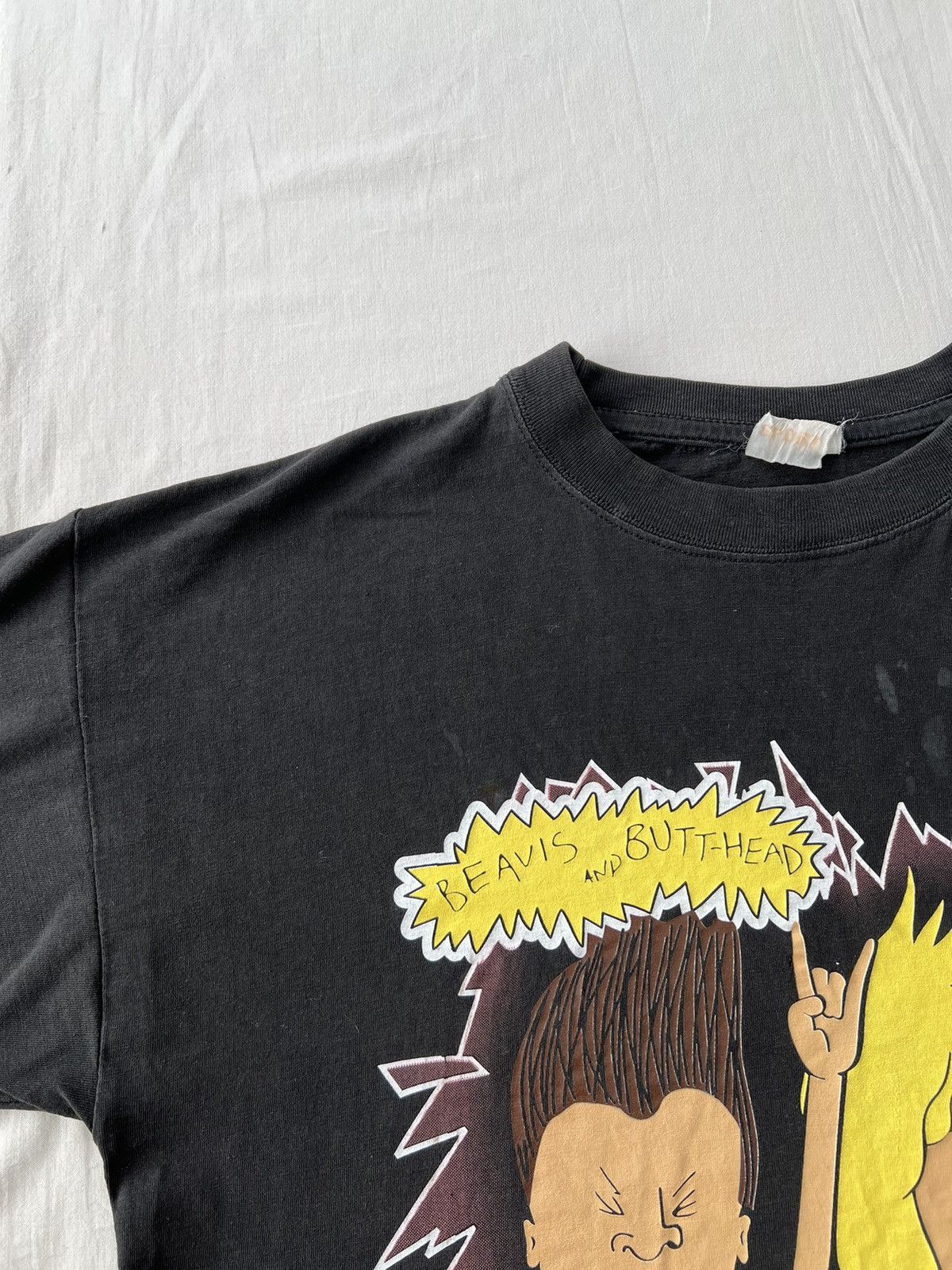 Cartoon Network Vintage 90s Beavis and Butt-Head Death Rock MTV T-shirt Size US XL / EU 56 / 4 - 12 Thumbnail