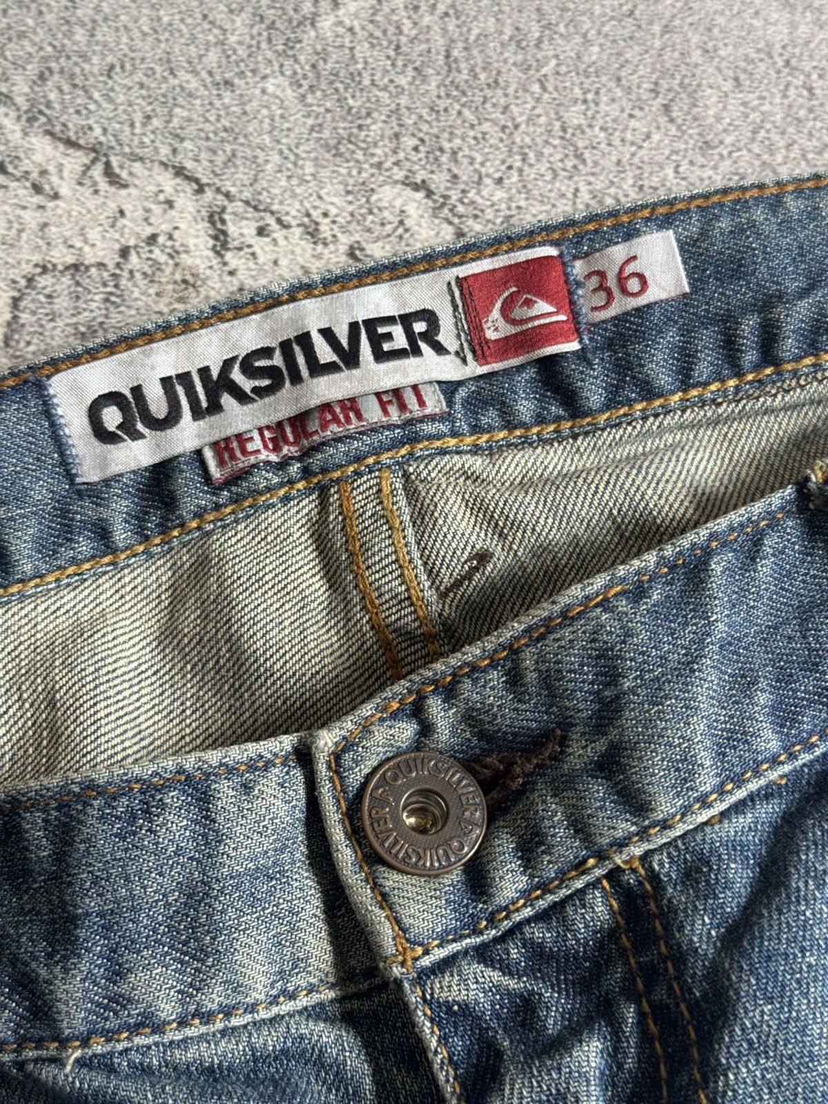 Quicksilver Quiksilver 36 vintage denim shorts 🩳 surf style Y2K Size US 36 / EU 52 - 12 Thumbnail