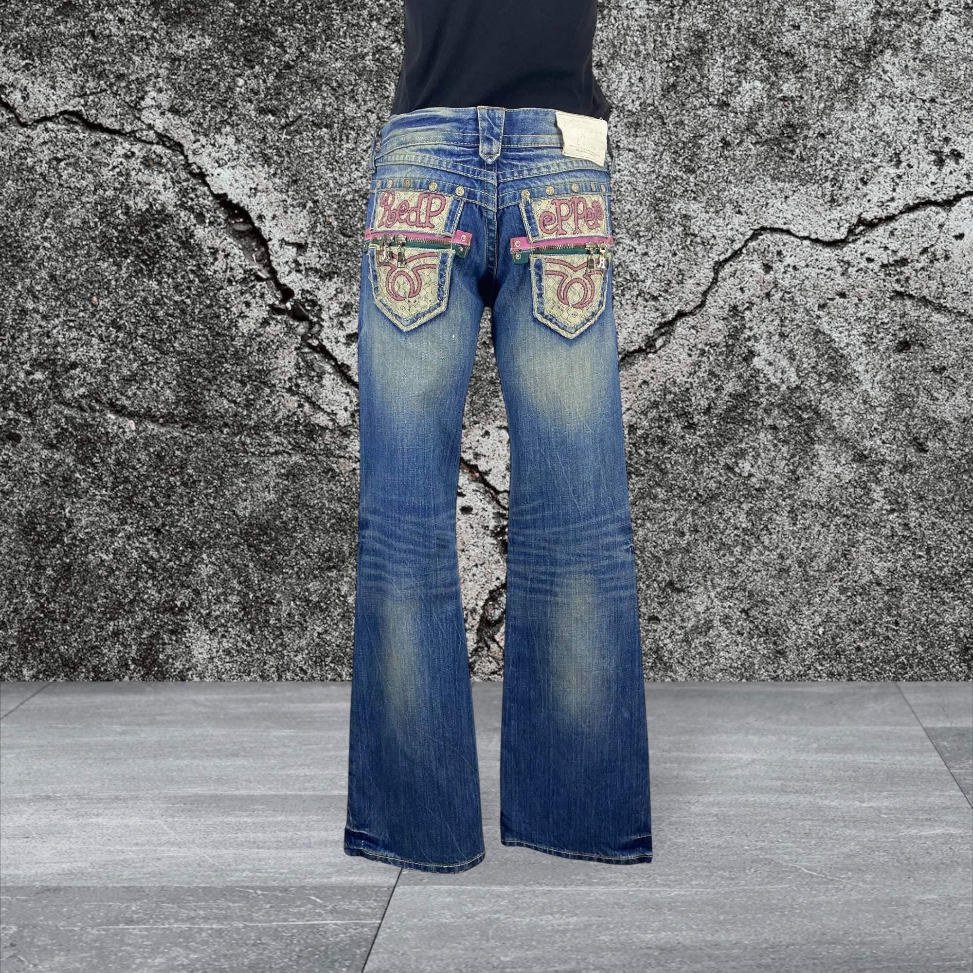 Japanese Brand Red Pepper Bootcut Flare Jeans Japanese Embroidered Jeans Size 27" / US 4 / IT 40 - 1 Thumbnail