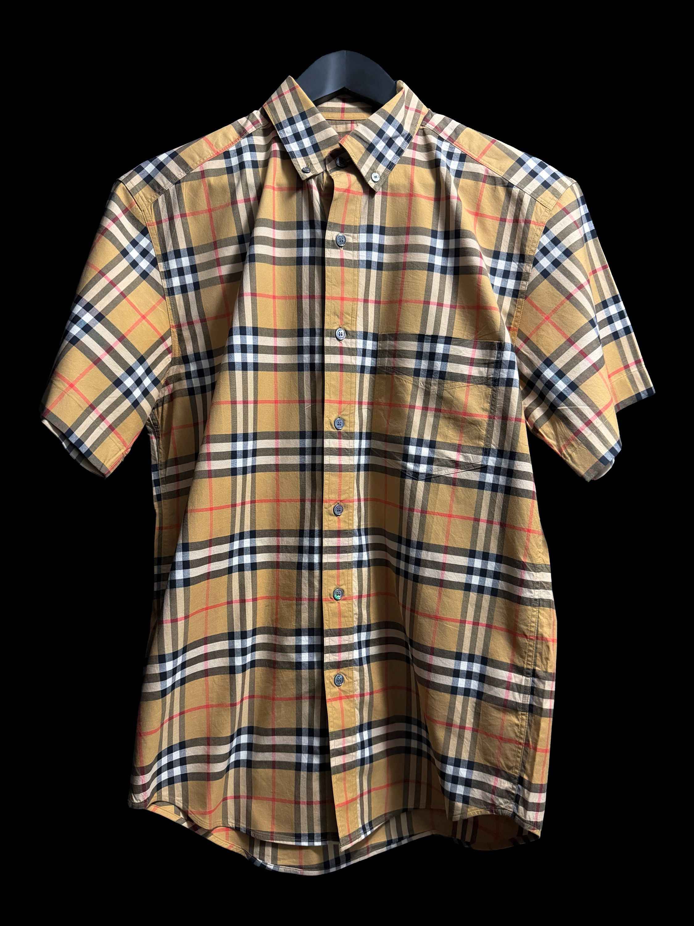 Burberry CHECK SHORT SLEEVE BUTTONED SHIRT Size US S / EU 44-46 / 1 - 1 Thumbnail