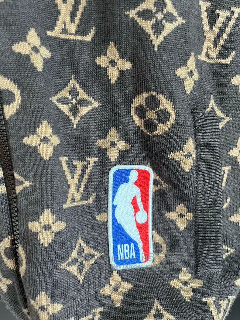 Louis Vuitton Louis Vuitton NBA Co-branded Sweater Jacket Size US S / EU 44-46 / 1 - 3 Thumbnail
