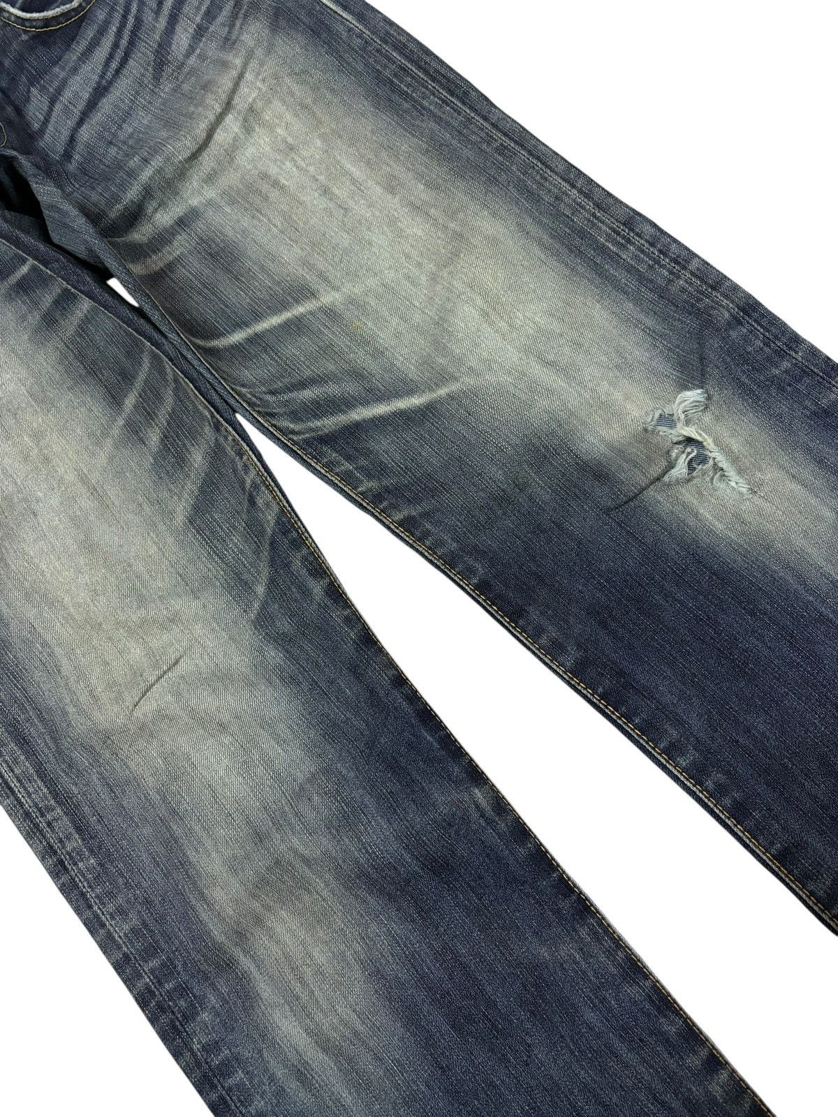 Edwin Vtg Edwin Blue Trip Japan 503 Distressed Jeans Size US 29 - 4 Thumbnail