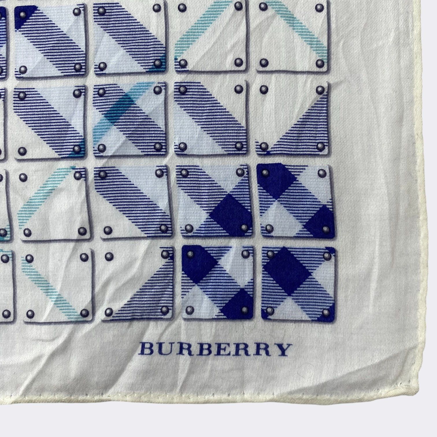 Burberry Vintage Burberry Handkerchief Neckerchief Bandana H176R Size ONE SIZE - 3 Thumbnail