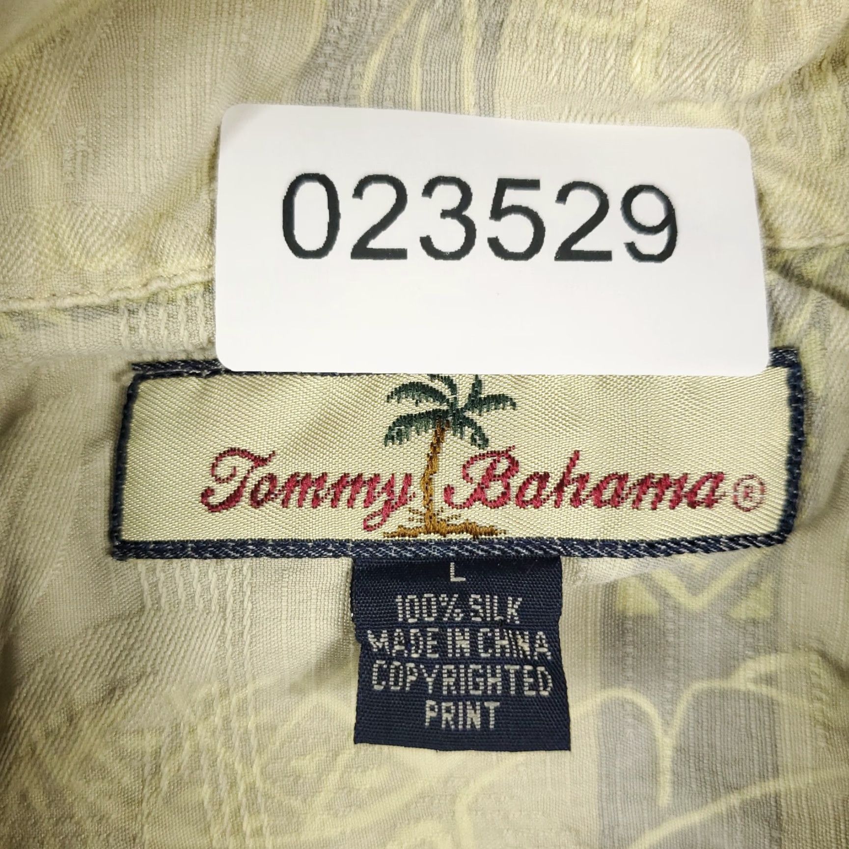 Tommy Bahama VINTAGE Tommy Bahama Shirt Mens Large Ivory Silk Tropical Camp Hawaiian Button Up Size US L / EU 52-54 / 3 - 8 Thumbnail