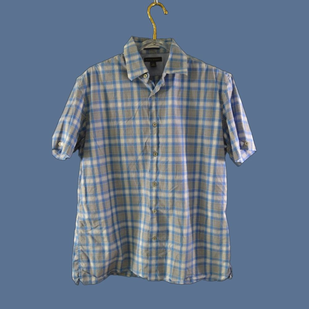 Banana Republic Banana Republic Shirt XL Blue Plaid Mens S/S Button-Up Size US XL / EU 56 / 4 - 1 Thumbnail