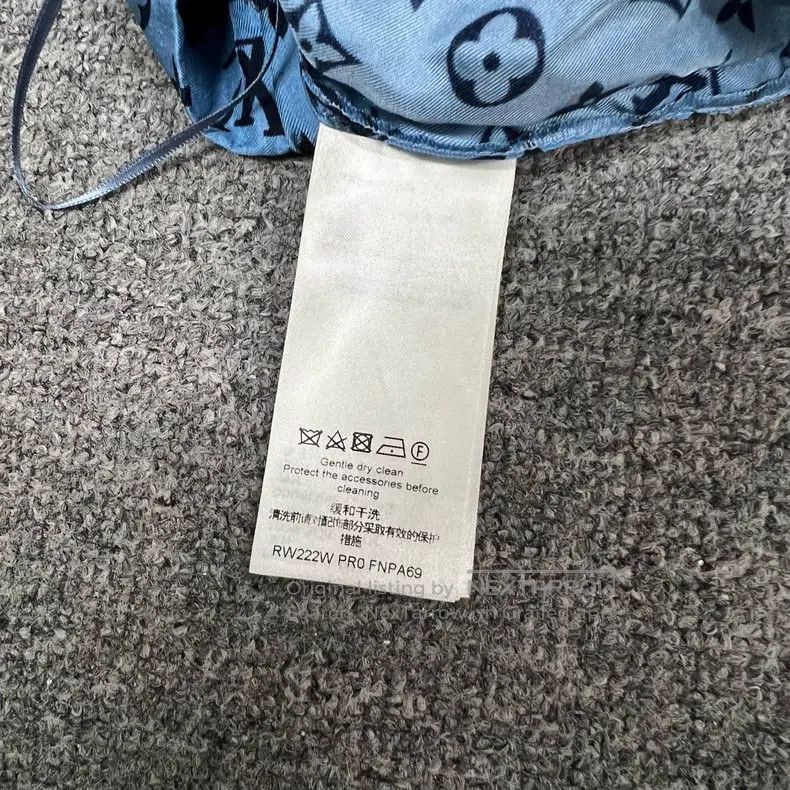 Louis Vuitton Louis Vuitton Full-print presbyopic silk shorts Size US 36 / EU 52 - 5 Thumbnail