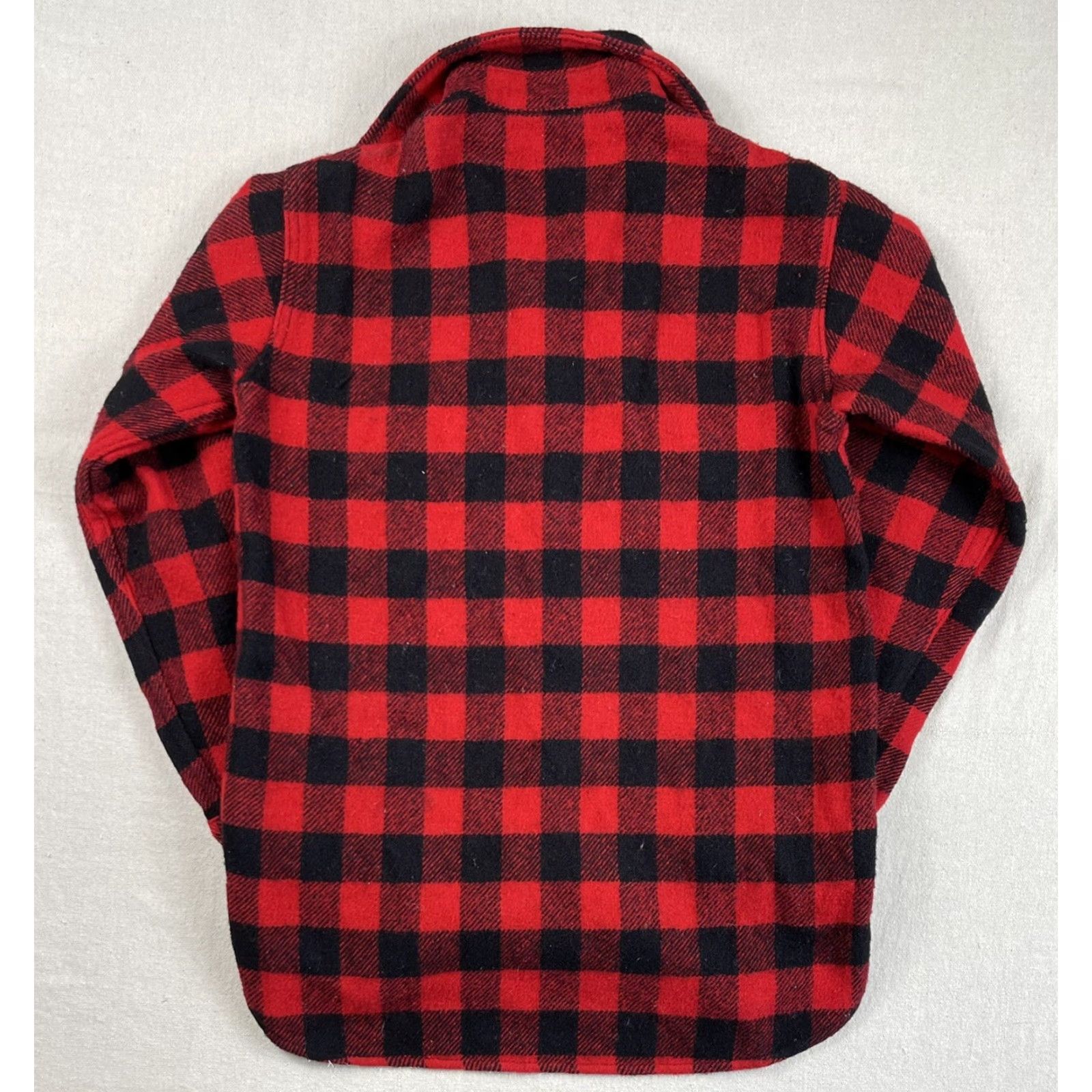 Vintage VINTAGE Woolrich Wool Jacket Shirt Red Buffalo Plaid Sz S Mens Checker Lumberjack Size US S / EU 44-46 / 1 - 2 Thumbnail