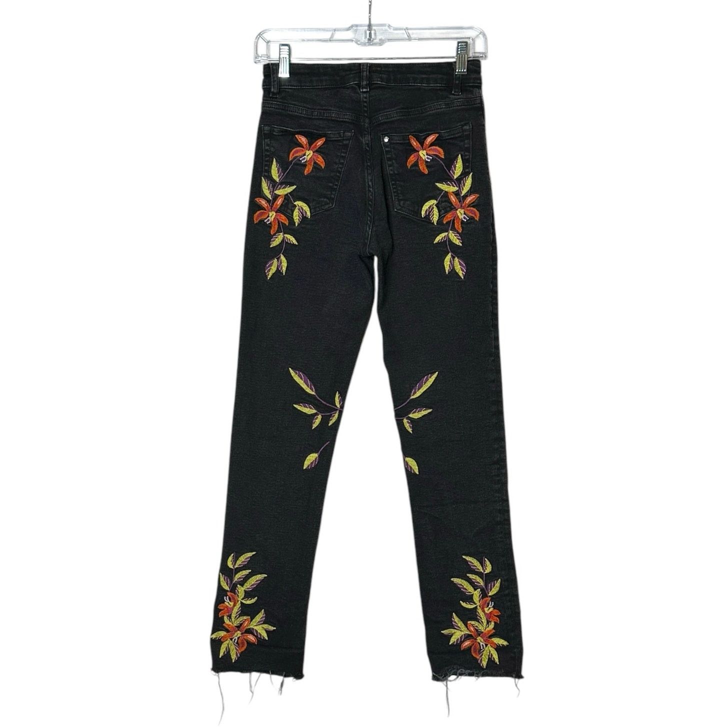 H&M H&M black floral embroidered high rise jeans size 4 Size 27" / US 4 / IT 40 - 2 Thumbnail