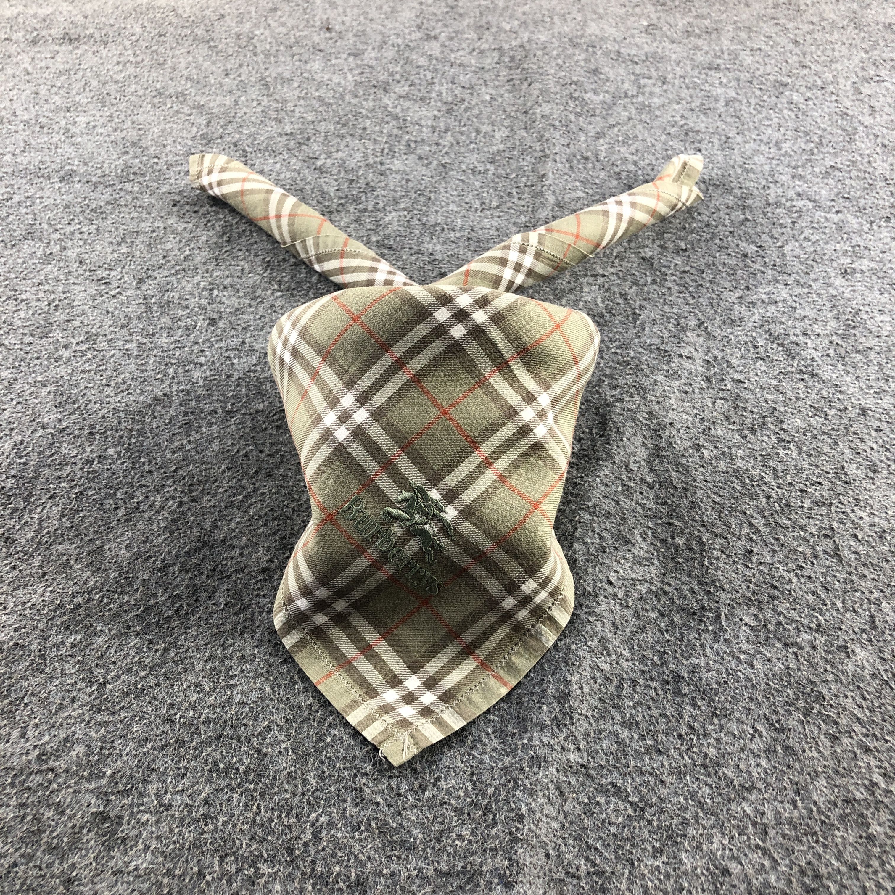 Burberry Burberry Handkerchief Neckerchief Bandana H2772 Size ONE SIZE - 1 Thumbnail