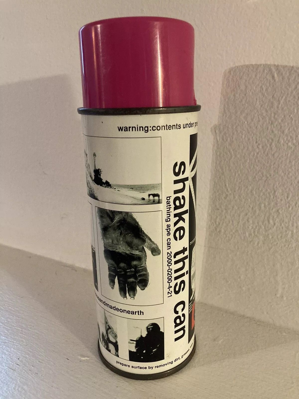 Bape × Vintage Vintage Bape x Futura 2000 spray can with new compressed tee Size US L / EU 52-54 / 3 - 1 Thumbnail