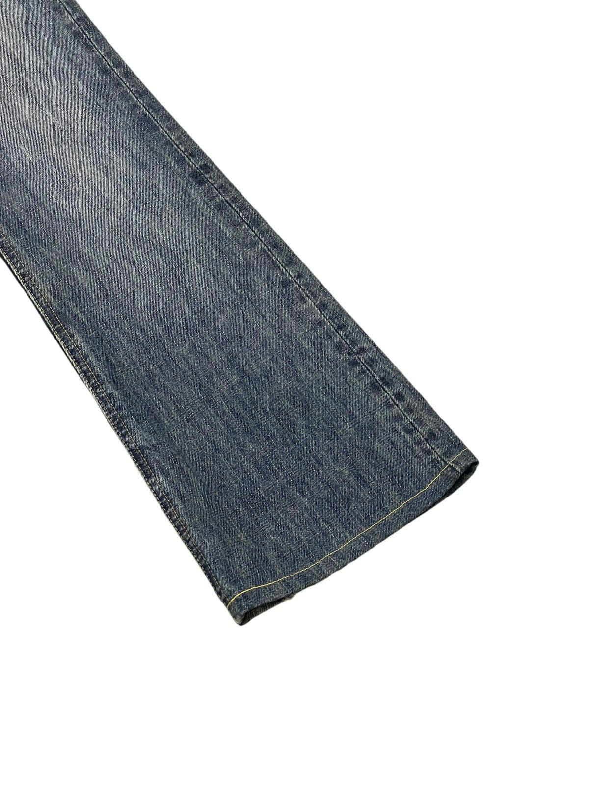 Japanese Brand Flare Jeans Honeysuckle Rose Faded Distress Boot Cut 7🟦 Size US 29 - 4 Thumbnail