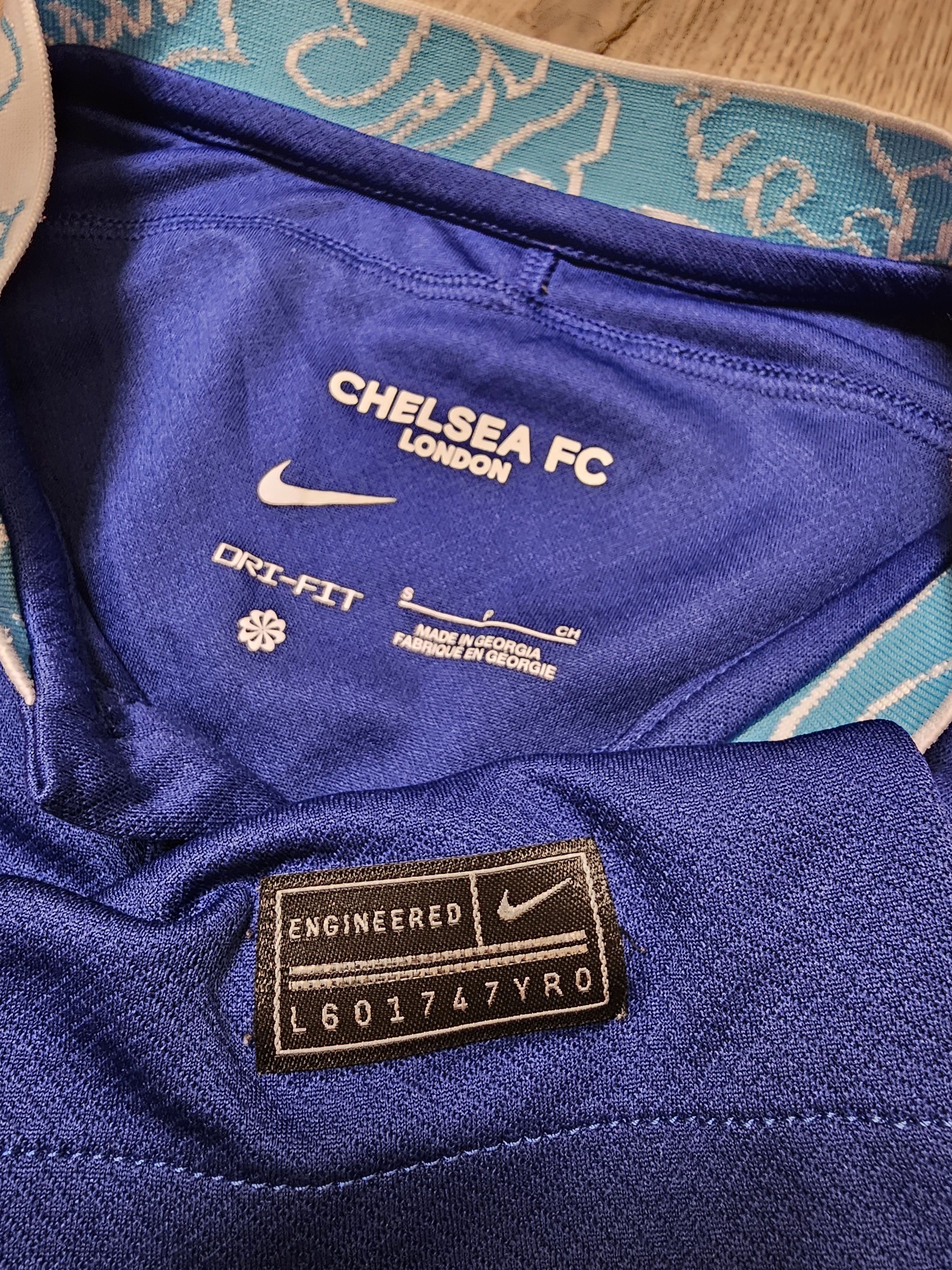 Chelsea Soccer CHELSEA 2022 2023 HOME FOOTBALL SHIRT SOCCER JERSEY Size US S / EU 44-46 / 1 - 5 Thumbnail