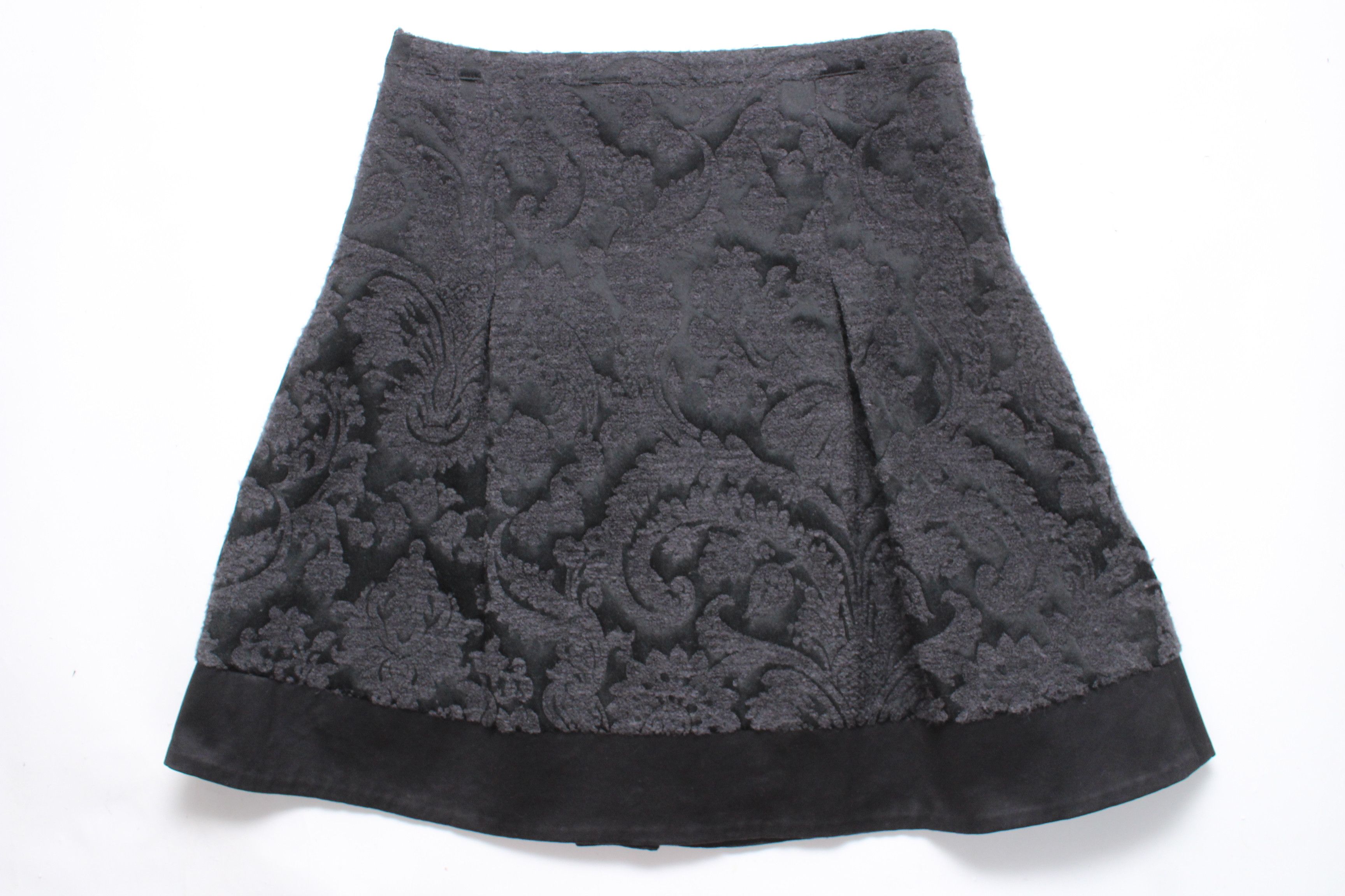 Bally Bally Skirt Wool Size US8 Authentic Hype Rare Vintage Size 30" / US 8 / IT 44 - 8 Thumbnail
