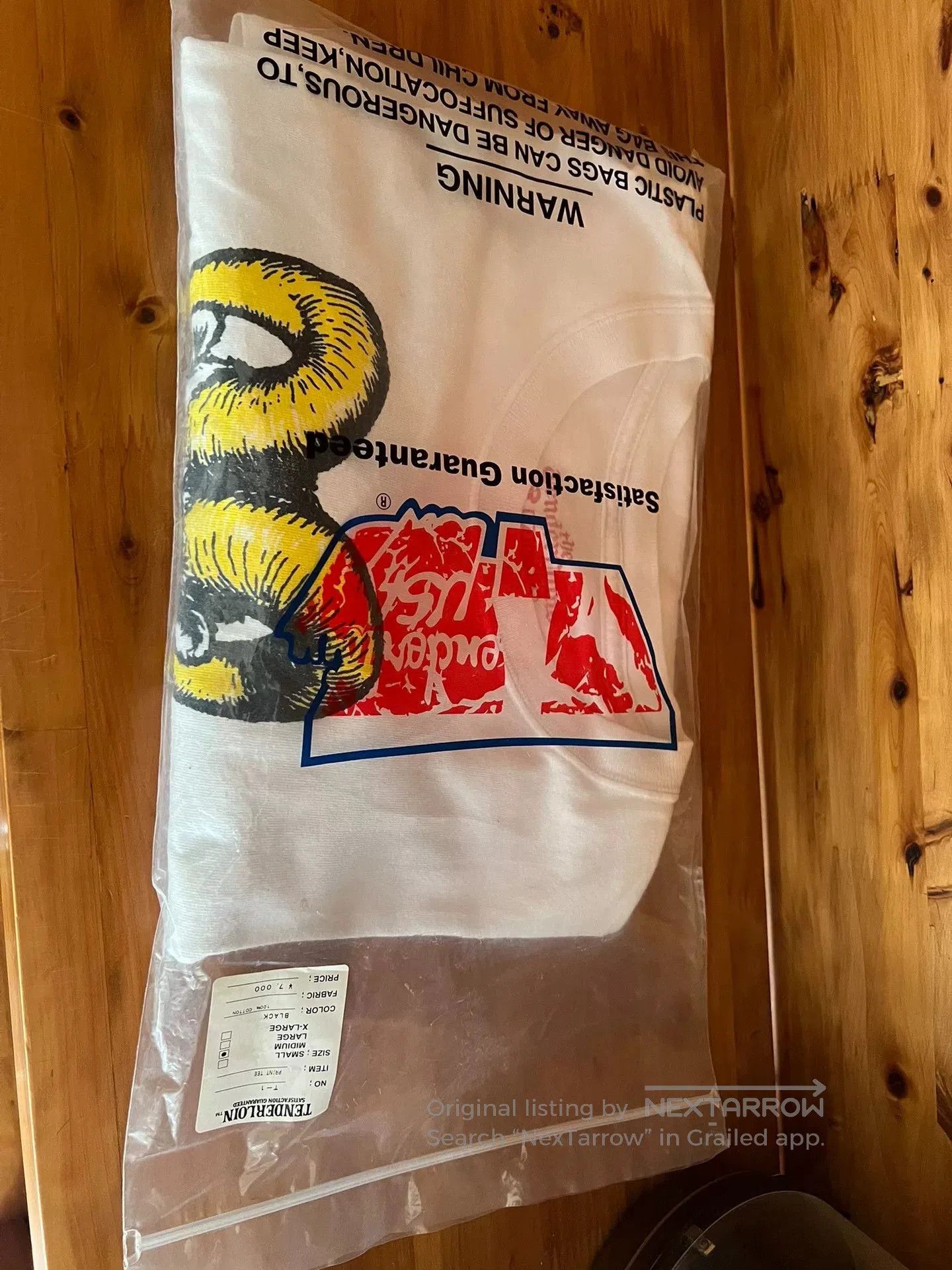 tenderloin white graphic short sleeve t-shirt.