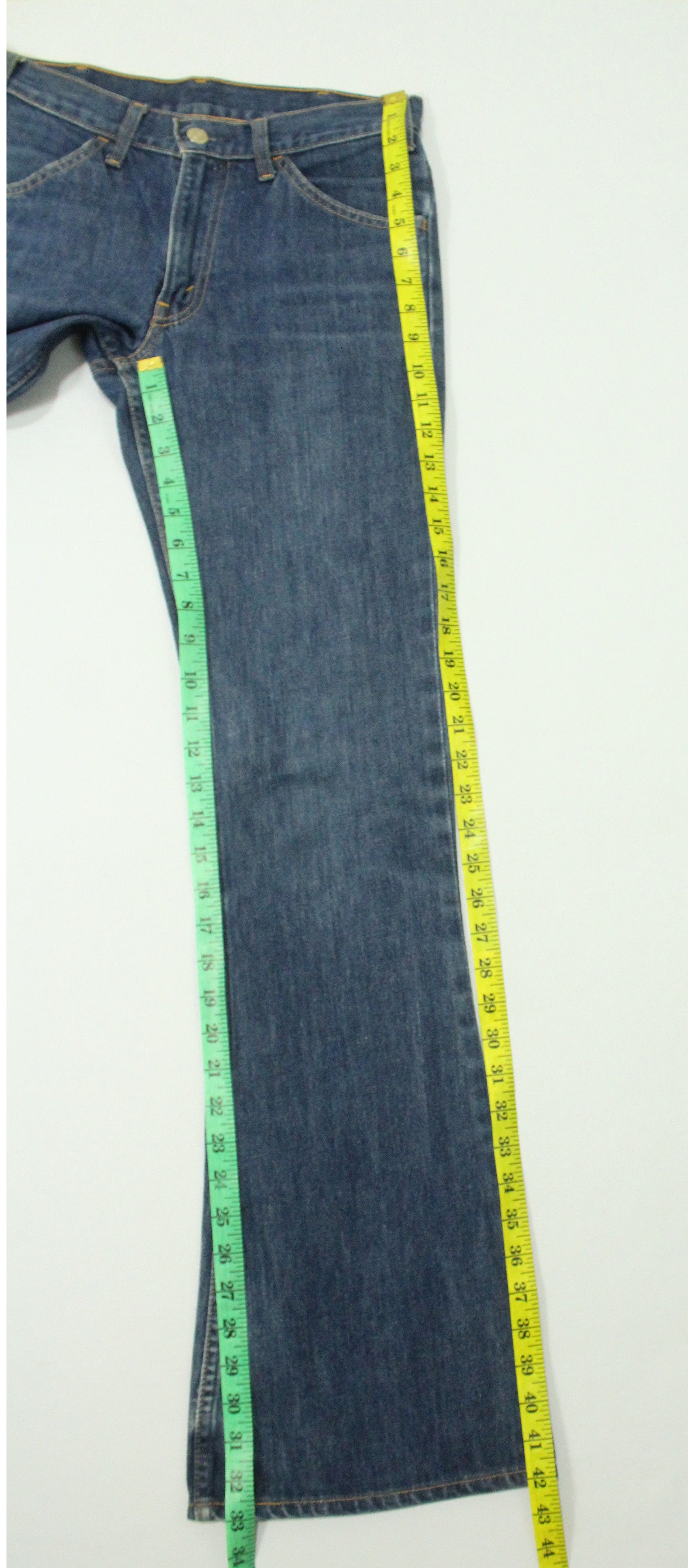 Vintage LEVI'S Jeans Lot 646 Bell Bottom Flared Size US 28 / EU 44 - 22 Thumbnail