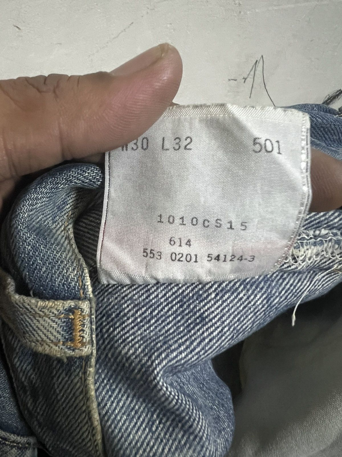 Japanese Brand × Levi's Vintage Clothing KURT COBAIN‼️THRASHED VINTAGE 501 DISTRESSED DENIM PANT Size US 32 / EU 48 - 13 Thumbnail