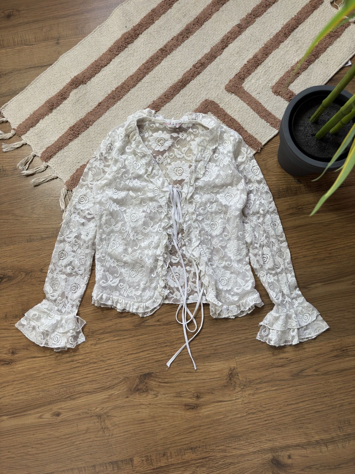 Japanese Brand × Vintage VINTAGE GUIPURE LACE MESH BLOUSE WITH RUFFLES Size XL / US 12-14 / IT 48-50 - 1 Thumbnail