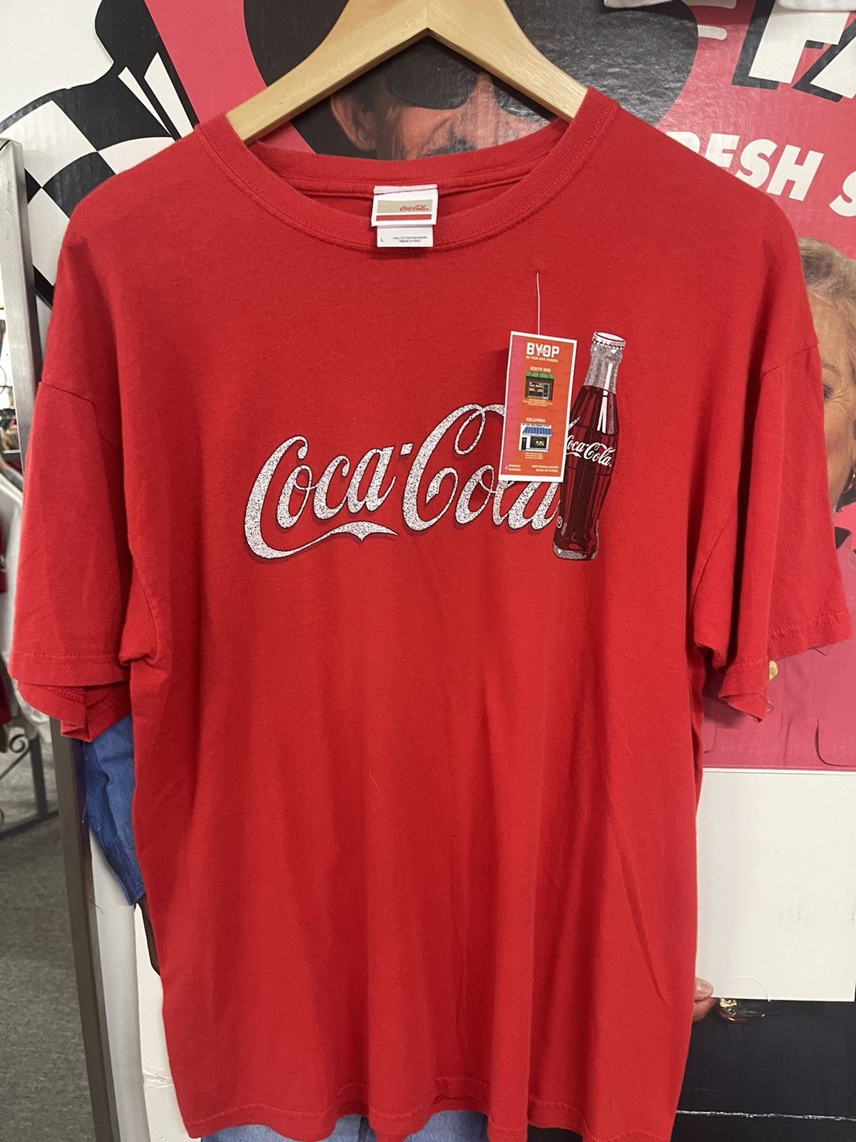 Vintage Red cola cola shirt Size US M / EU 48-50 / 2 - 1 Preview