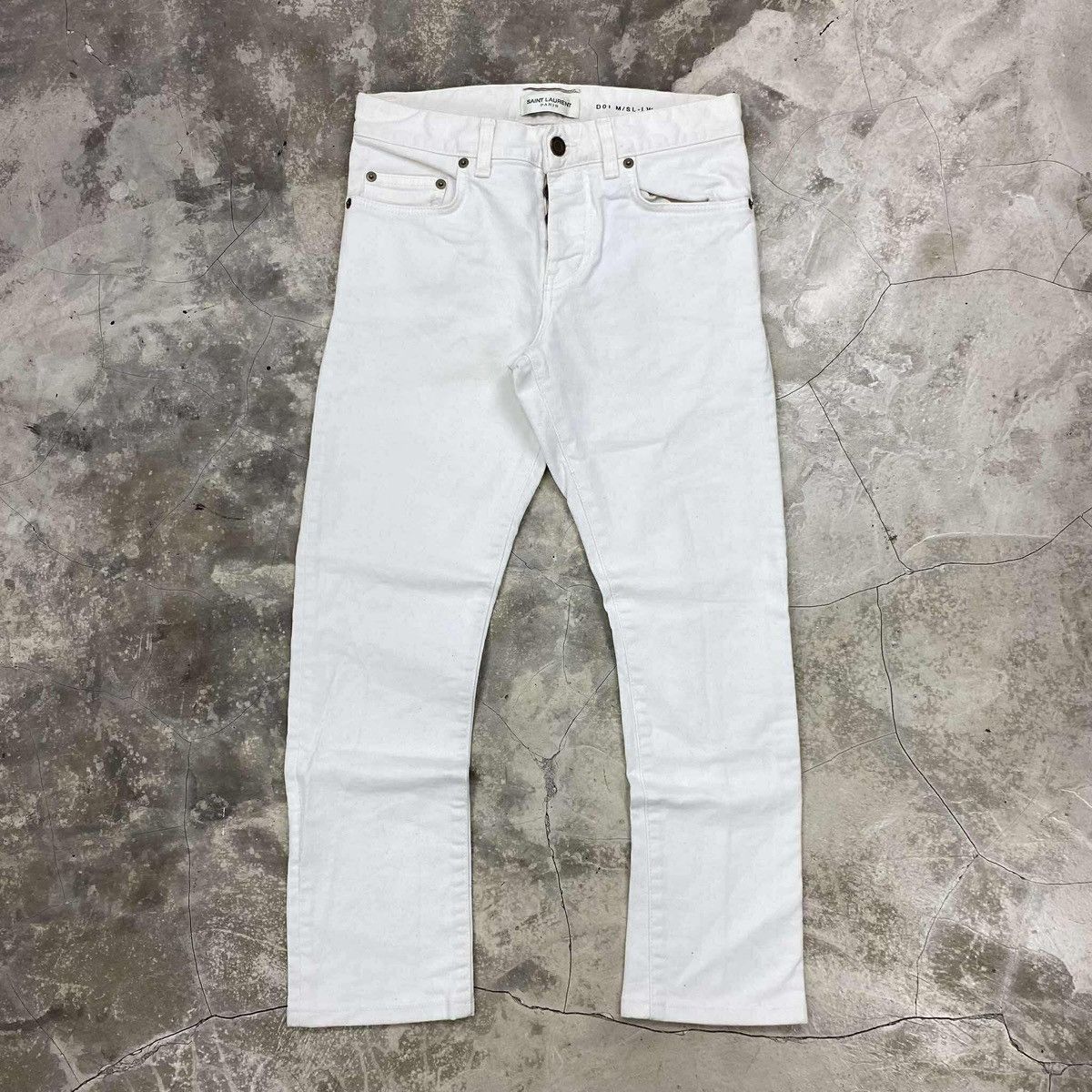 D01 Jeans