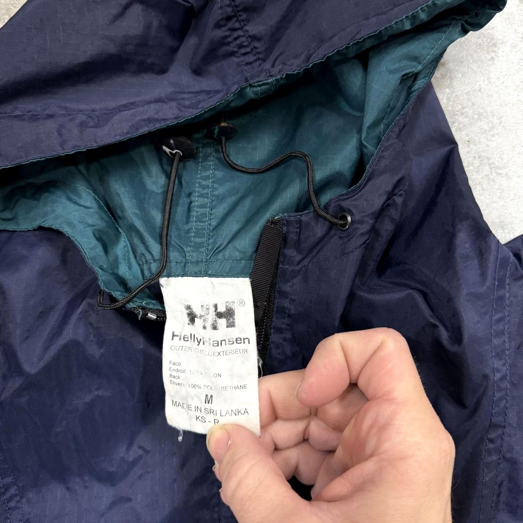 Helly Hansen Helly Hansen Jacket Mens Medium Navy Blue Hooded Windbreaker Nylon Shell Outdoor Size US M / EU 48-50 / 2 - 3 Thumbnail
