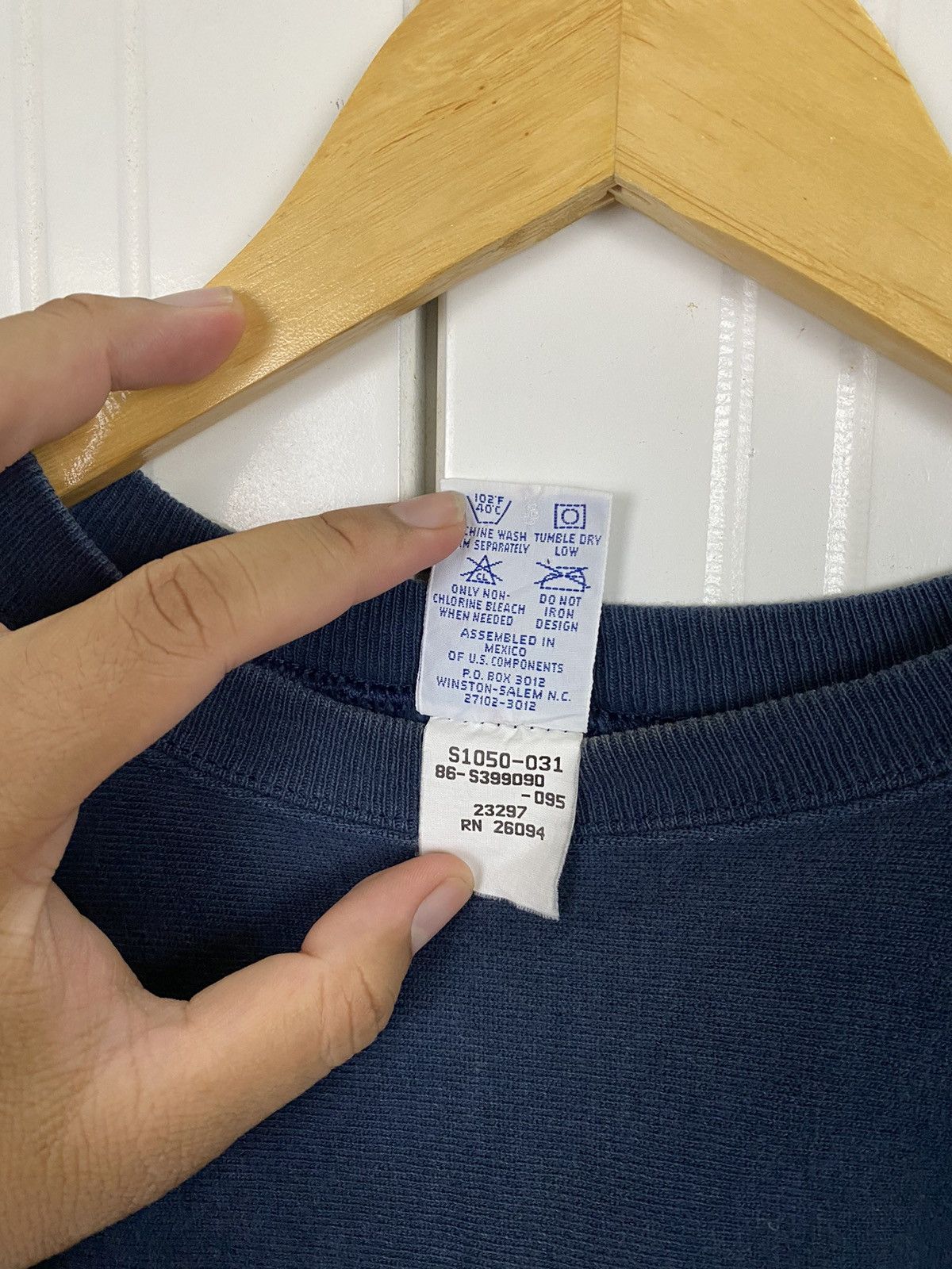Champion × Vintage Vintage Champions Reverse Weave Size US M / EU 48-50 / 2 - 6 Thumbnail