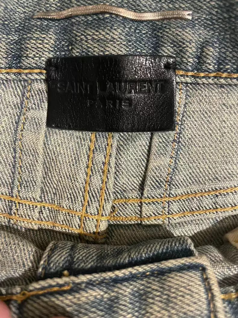 Saint Laurent Paris Saint Laurent Damaged jeans-2506 Size US 30 / EU 46 - 3 Thumbnail