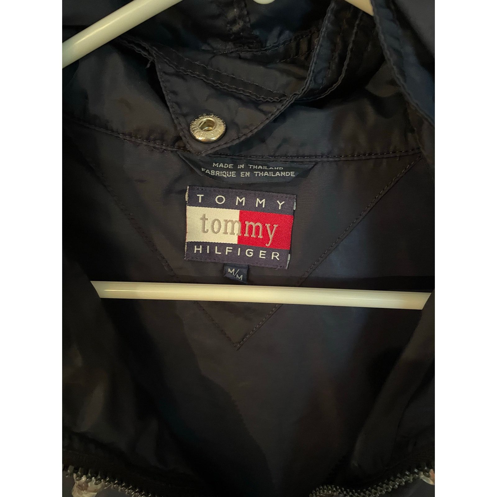 Tommy Hilfiger Vintage Tommy Hilfiger Hooded Windbreaker Navy Size M Y2K Size US M / EU 48-50 / 2 - 5 Thumbnail