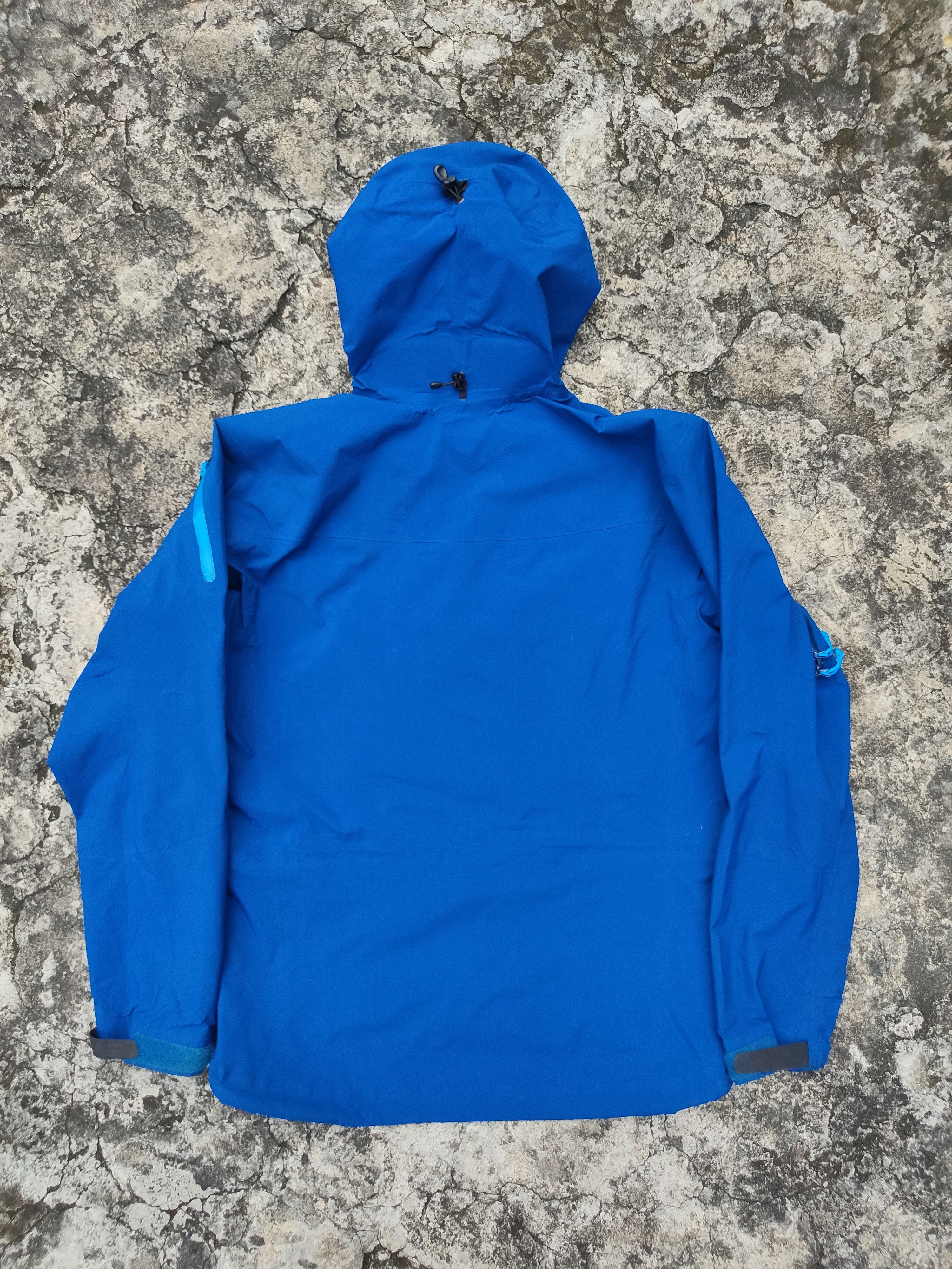 Arc'teryx Arcteryx Alpha SV Size US M / EU 48-50 / 2 - 12 Thumbnail