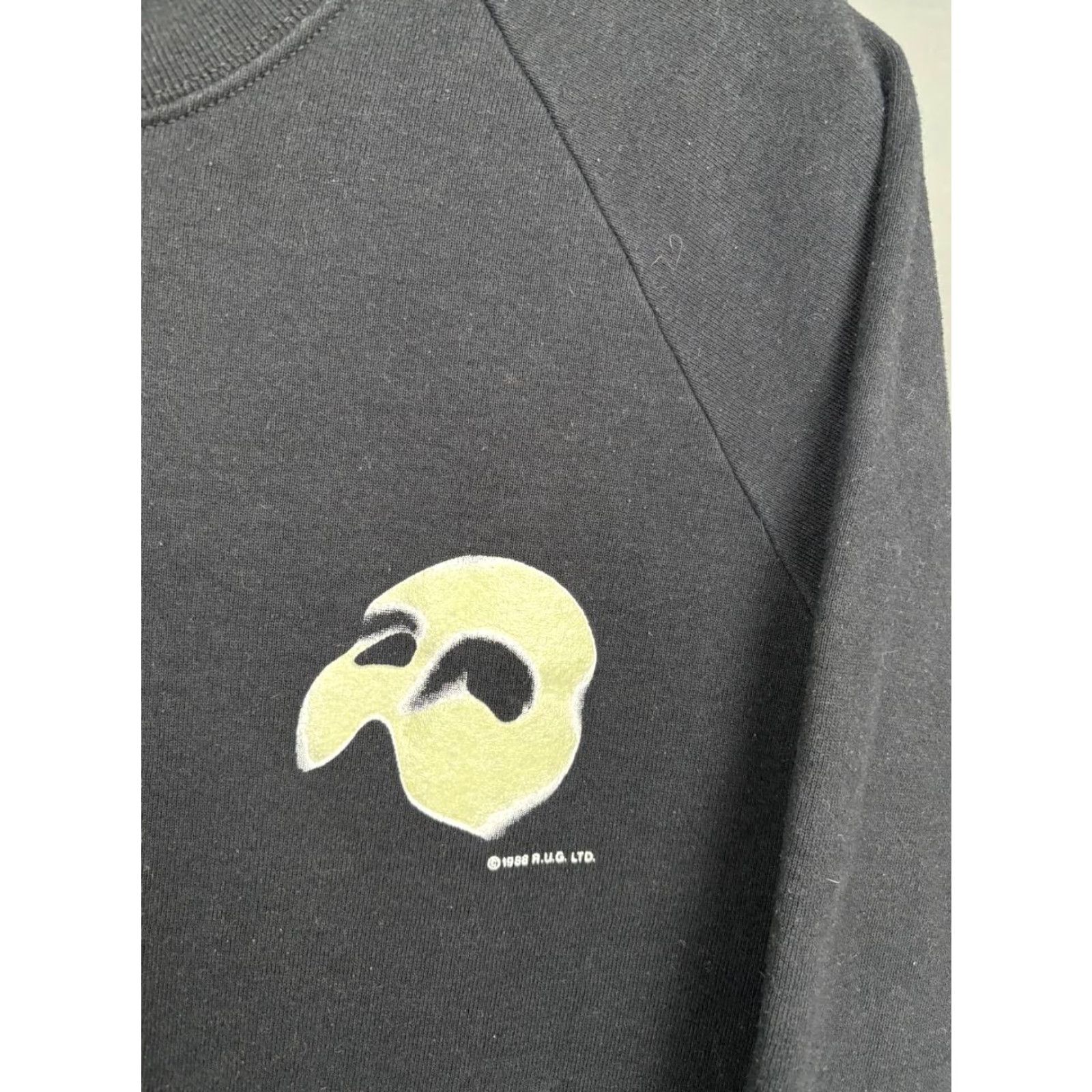 Vintage The Phantom Of The Opera Mens Sweatshirt Long Sleeve Black Crew Neck Pullover One Size Logo Vintage: No Size US M / EU 48-50 / 2 - 3 Thumbnail