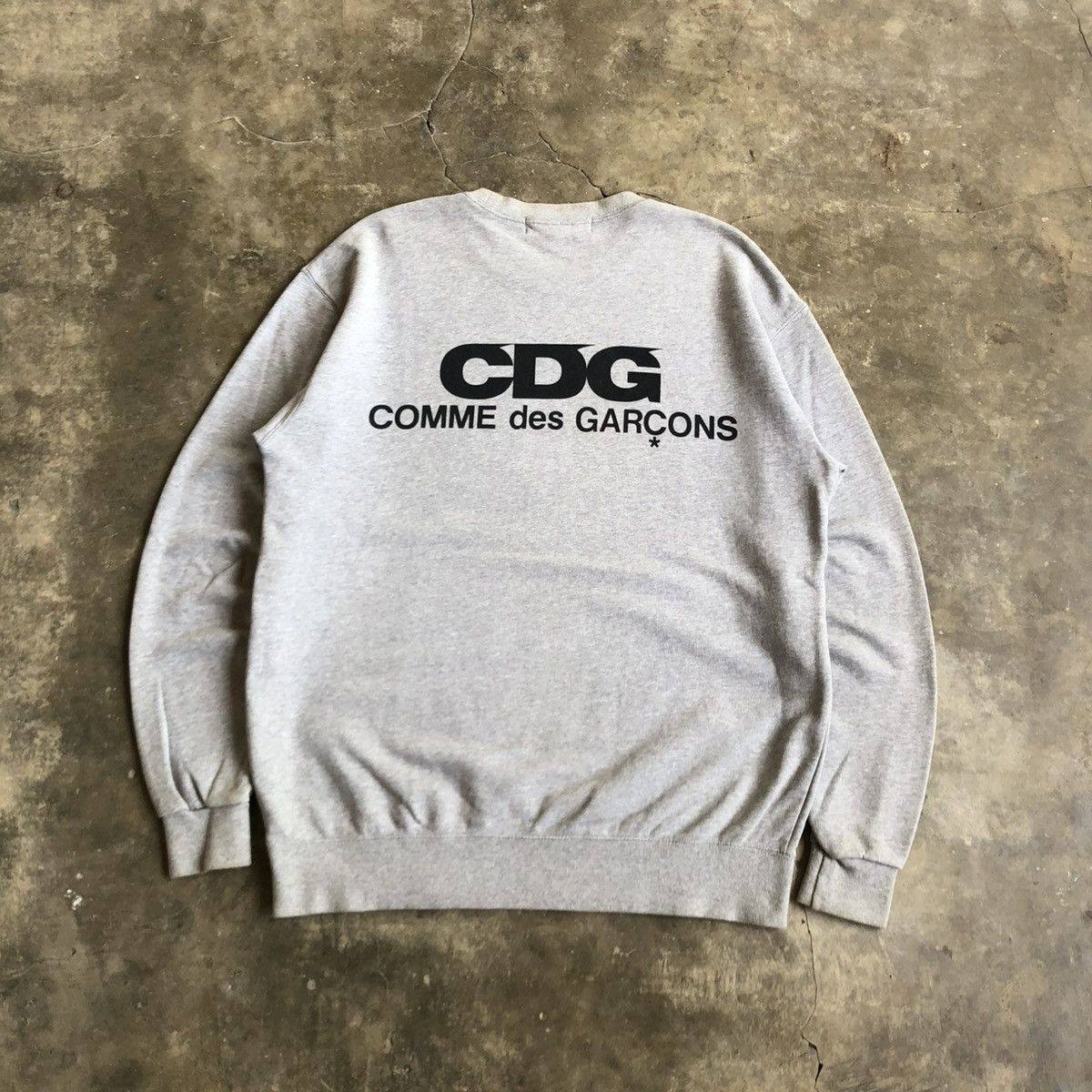 CDG by Comme des Garcons Vintage Comme des Garcons Good Design Shop CDG Crewneck Grey Size US XL / EU 56 / 4 - 1 Thumbnail