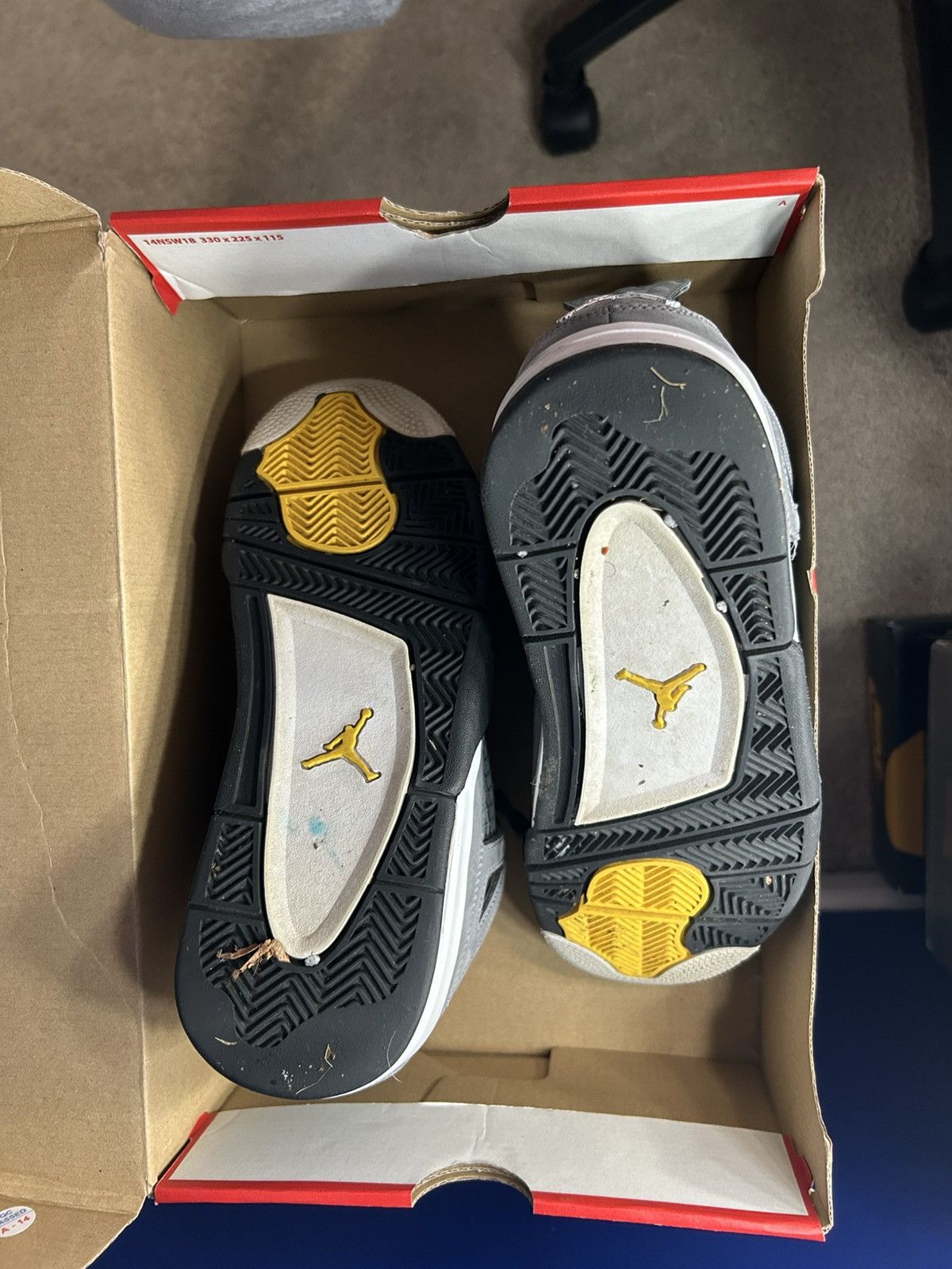 Jordan Brand × Nike Air Jordan 4 Retro Cool Grey Size US 7 / EU 40 - 4 Thumbnail