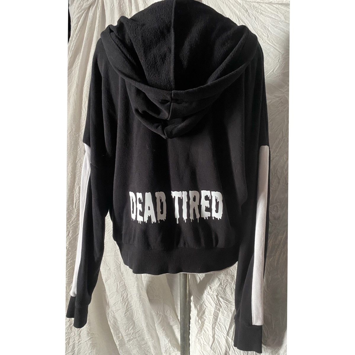 Forever 21 F21 Contemporary, “Dead Tired”, Lace Up Front Hoodie Size M / US 6-8 / IT 42-44 - 15 Thumbnail
