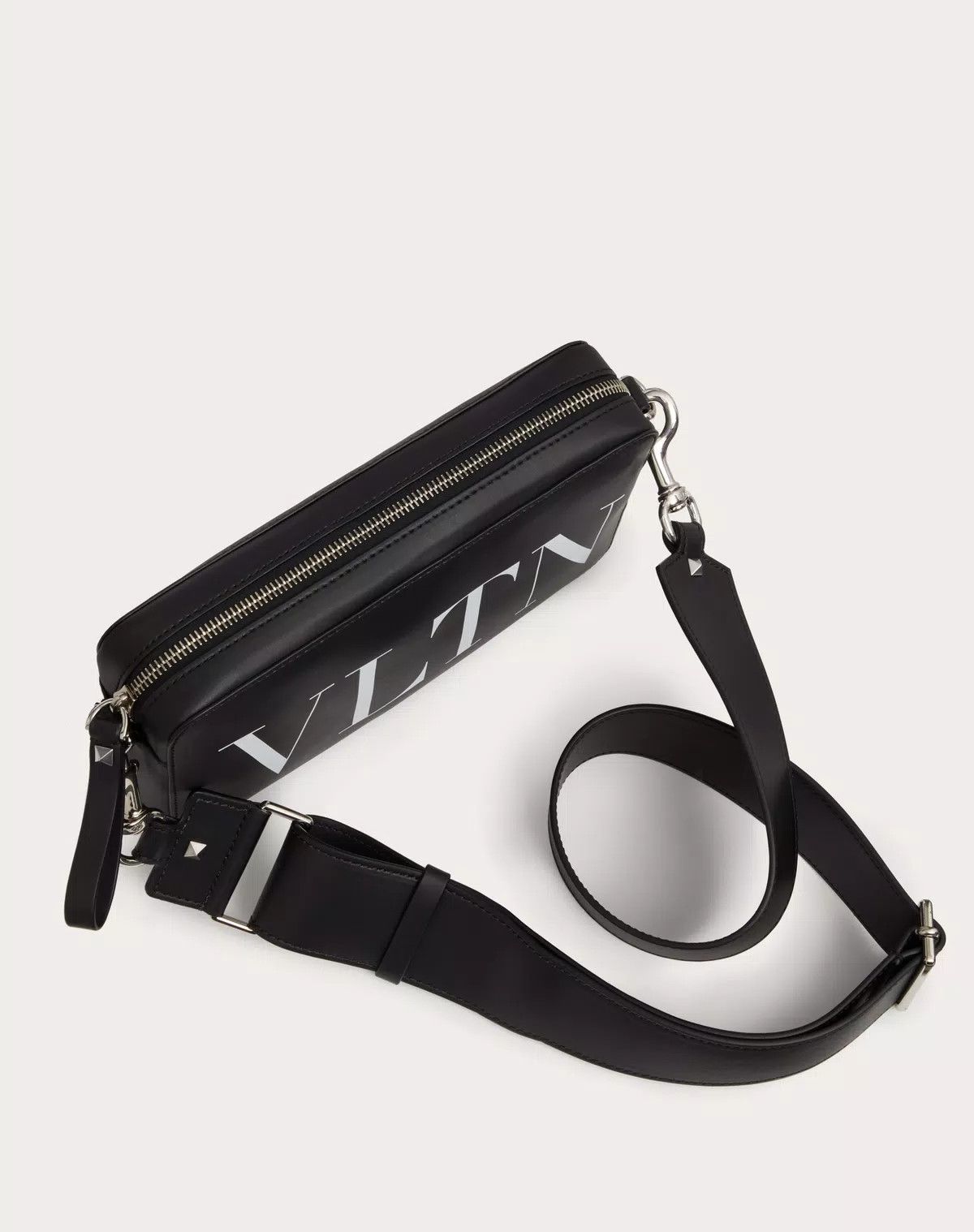 Valentino oc11z0725 Size: OS/ Leather Crossbody Bag in Black Size ONE SIZE - 5 Thumbnail