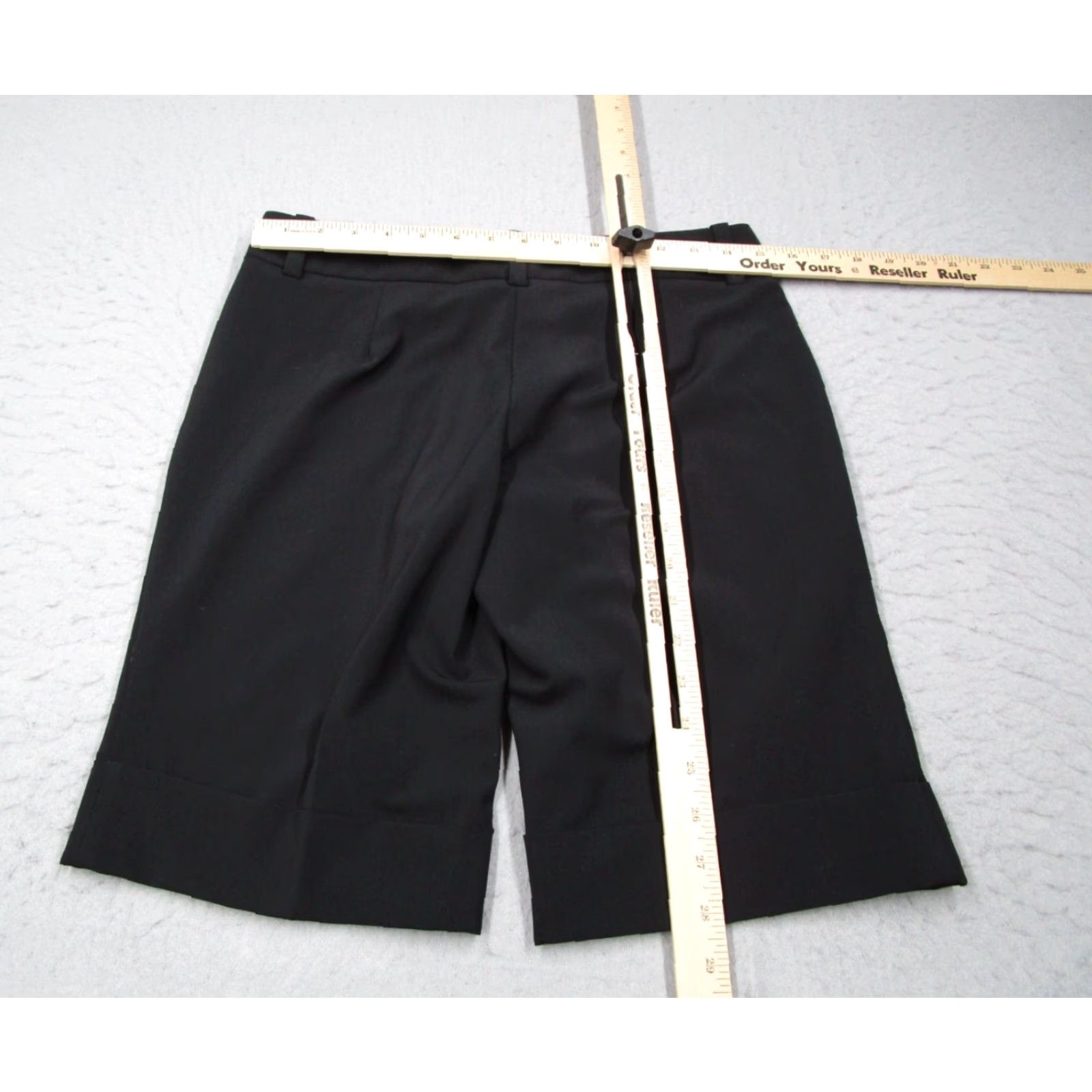 Trina Turk Trina Turk Shorts Women 2 Black Cuffed Bermuda 11" Casual Travel Made in USA Size 26" / US 2 / IT 38 - 5 Thumbnail