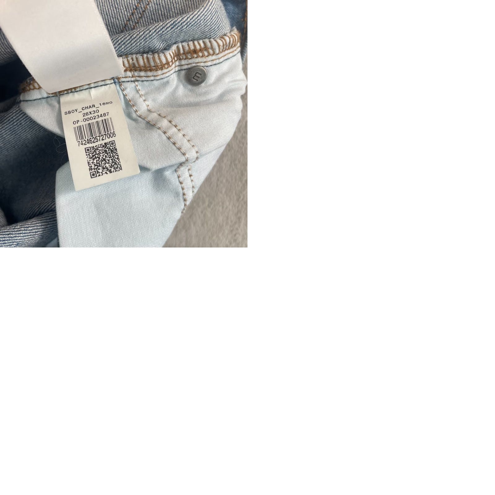 Mott & Bow Mott & Bow Boyfriend Slim Straight Charlton Jeans Women 28x30 Light Blue NWOT Size 28" / US 6 / IT 42 - 9 Thumbnail