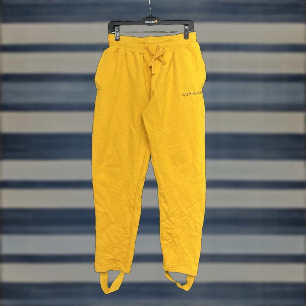 その他 VANQUISH YELLOW ON BLACK SWEATPANTS Vanquish Minimal Yellow Tapered Sweatpants – girlfdfrisend.com