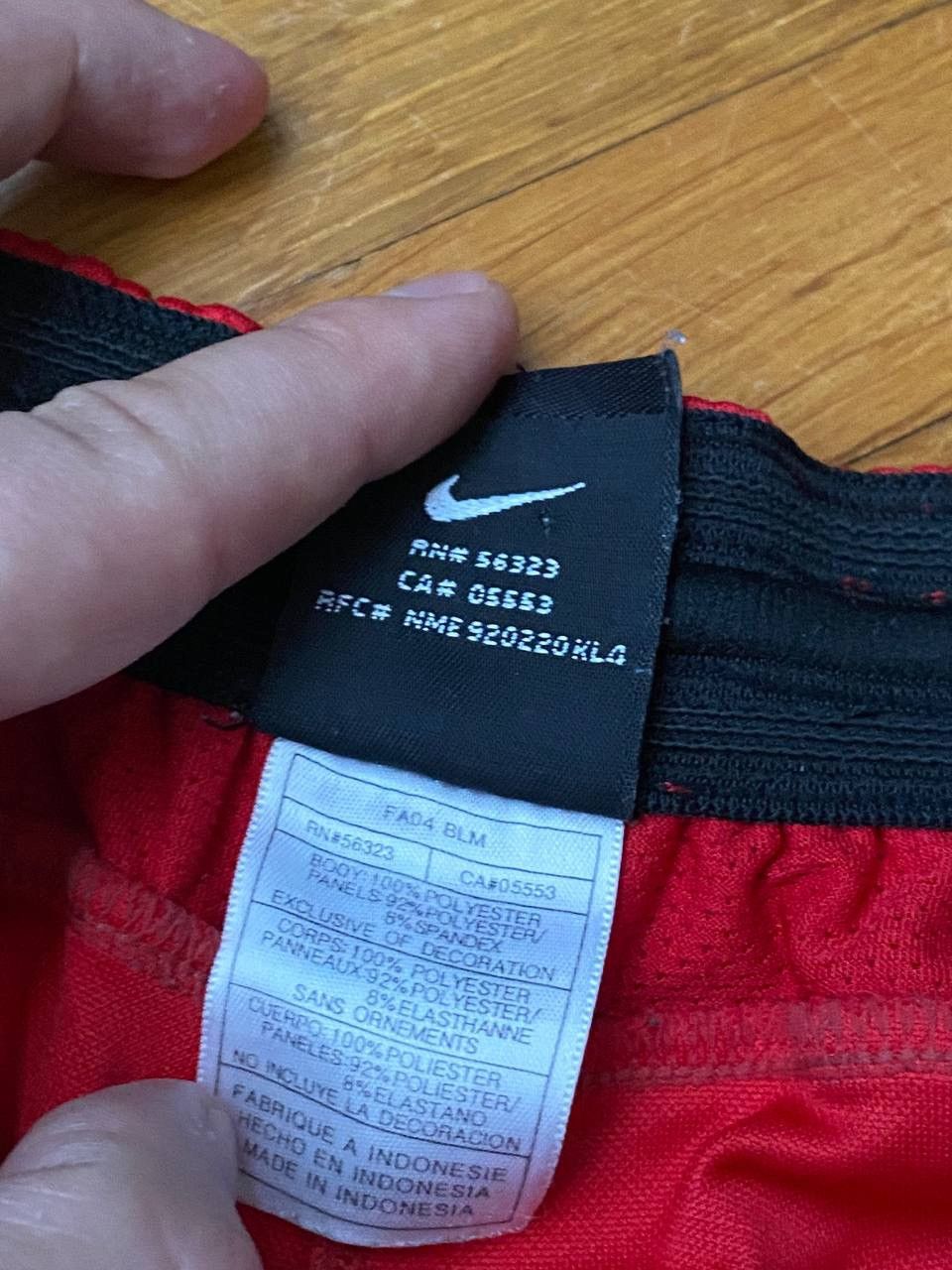 Nike Nike red sport shorts Size US 38 / EU 54 - 5 Thumbnail