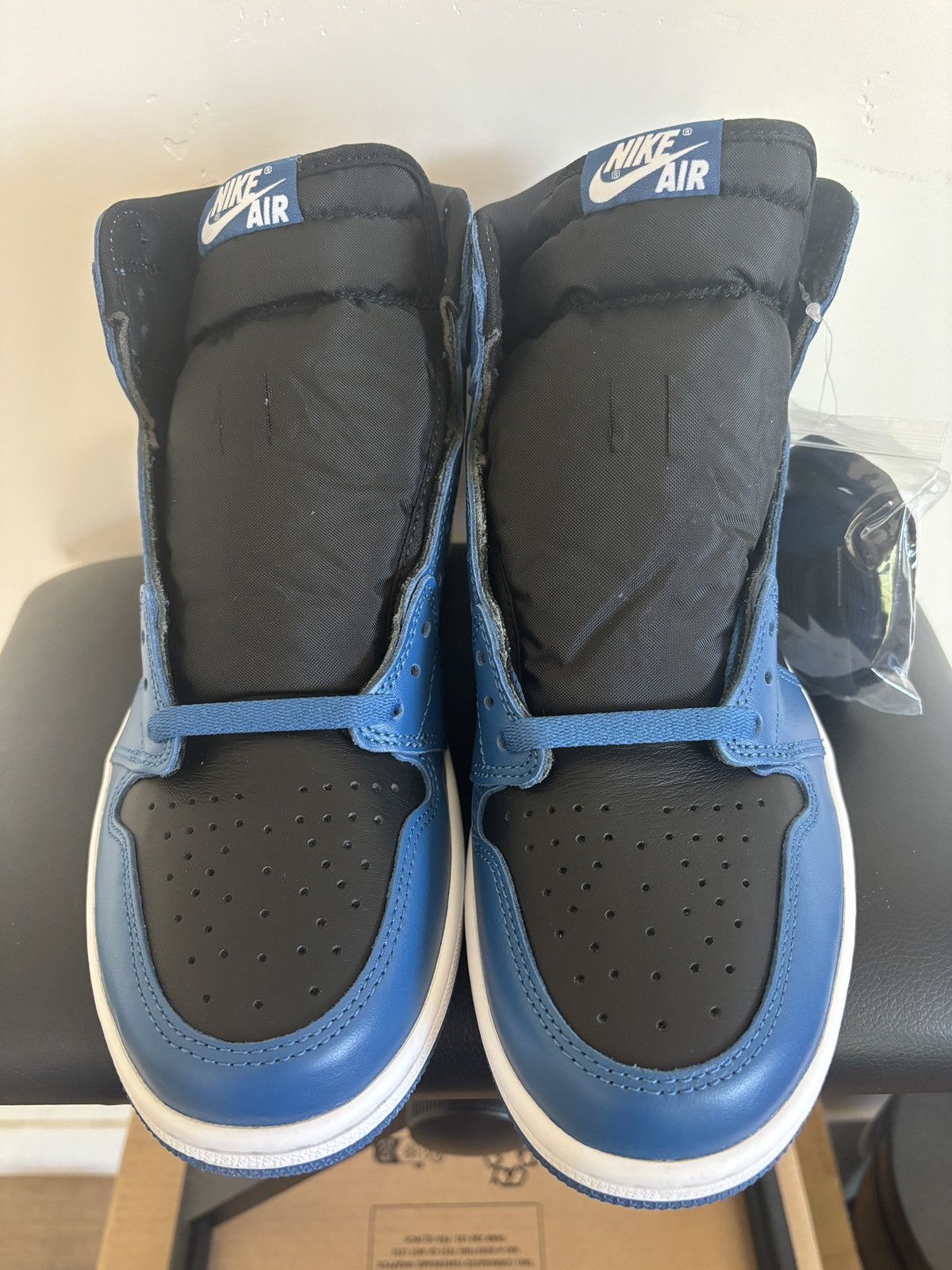 Jordan Brand Jordan 1 High Marina Blue Size US 10 / EU 43 - 2 Thumbnail
