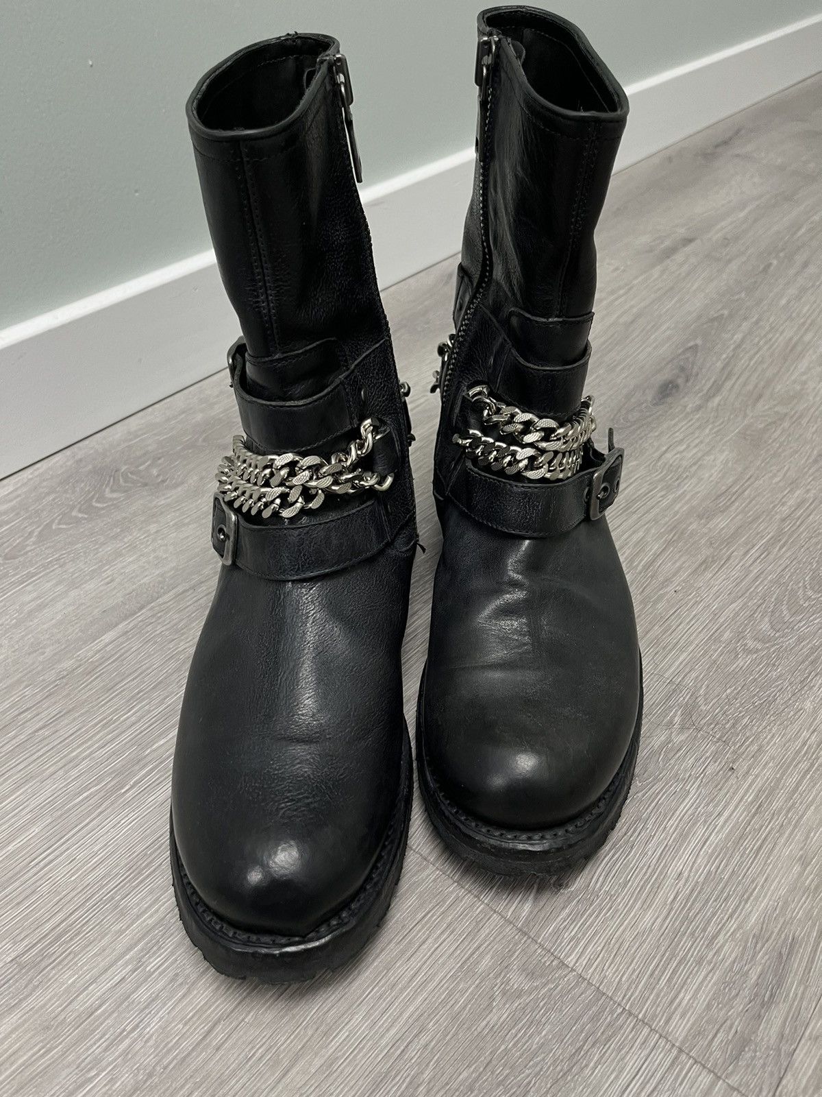 John Varvatos Lugged chain boot. 8 Size US 8 / EU 41 - 12 Thumbnail