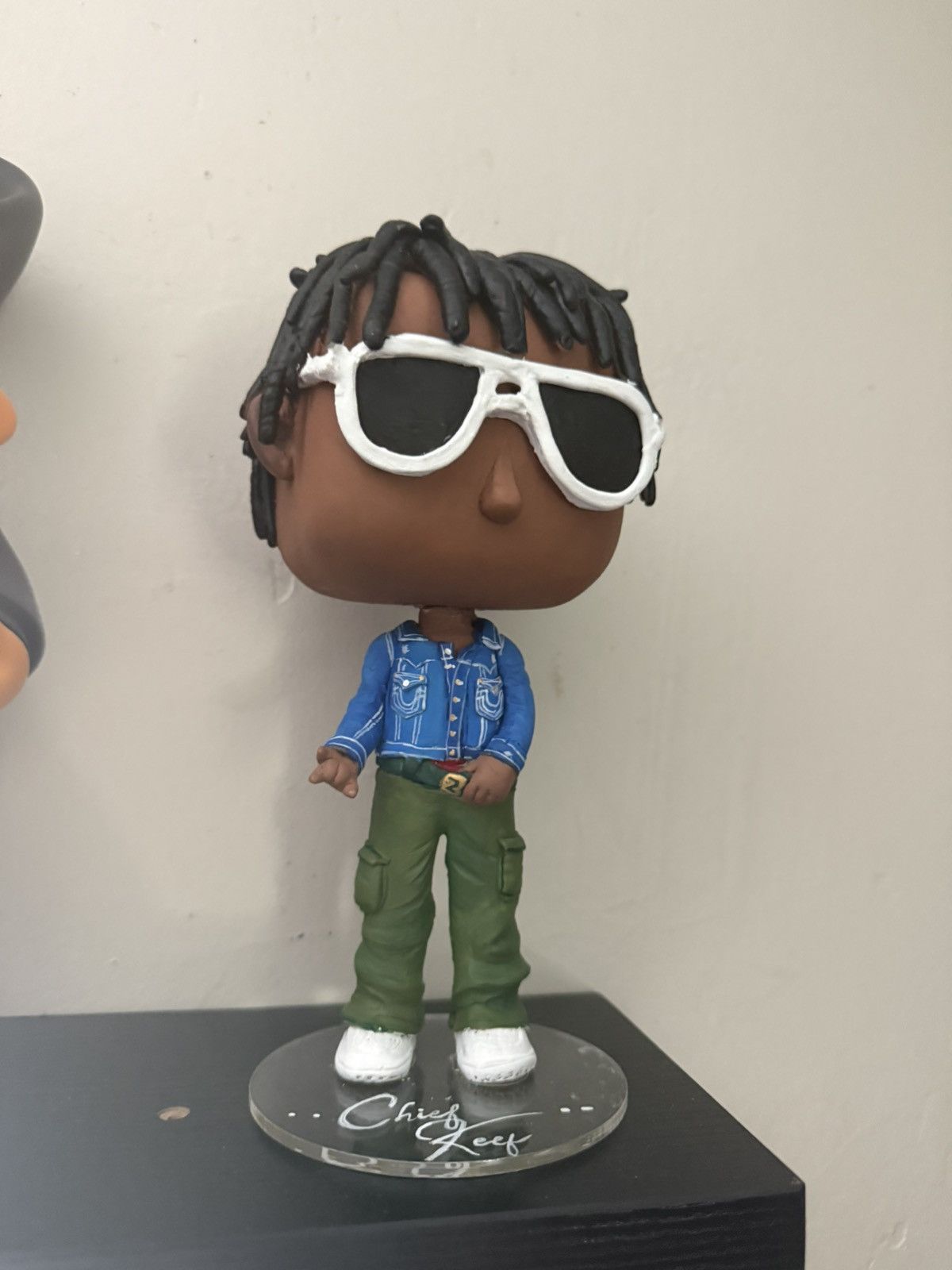 Glo Gang × Vintage Chief keef diy funko pop. Size ONE SIZE - 1 Thumbnail