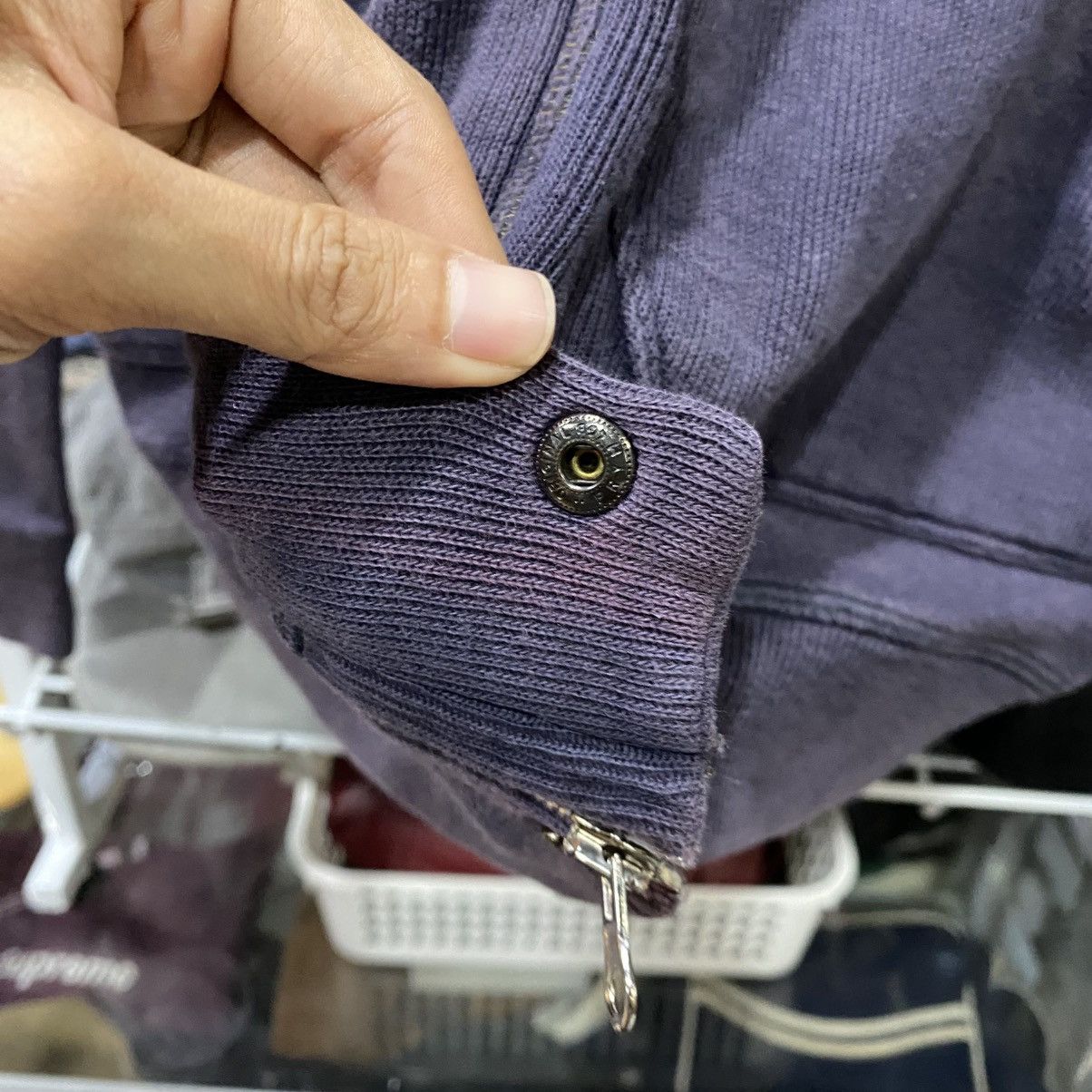 Armani Armani Jeans 30 anniversario Limited Purple Sweater 2011 Size US S / EU 44-46 / 1 - 12 Thumbnail