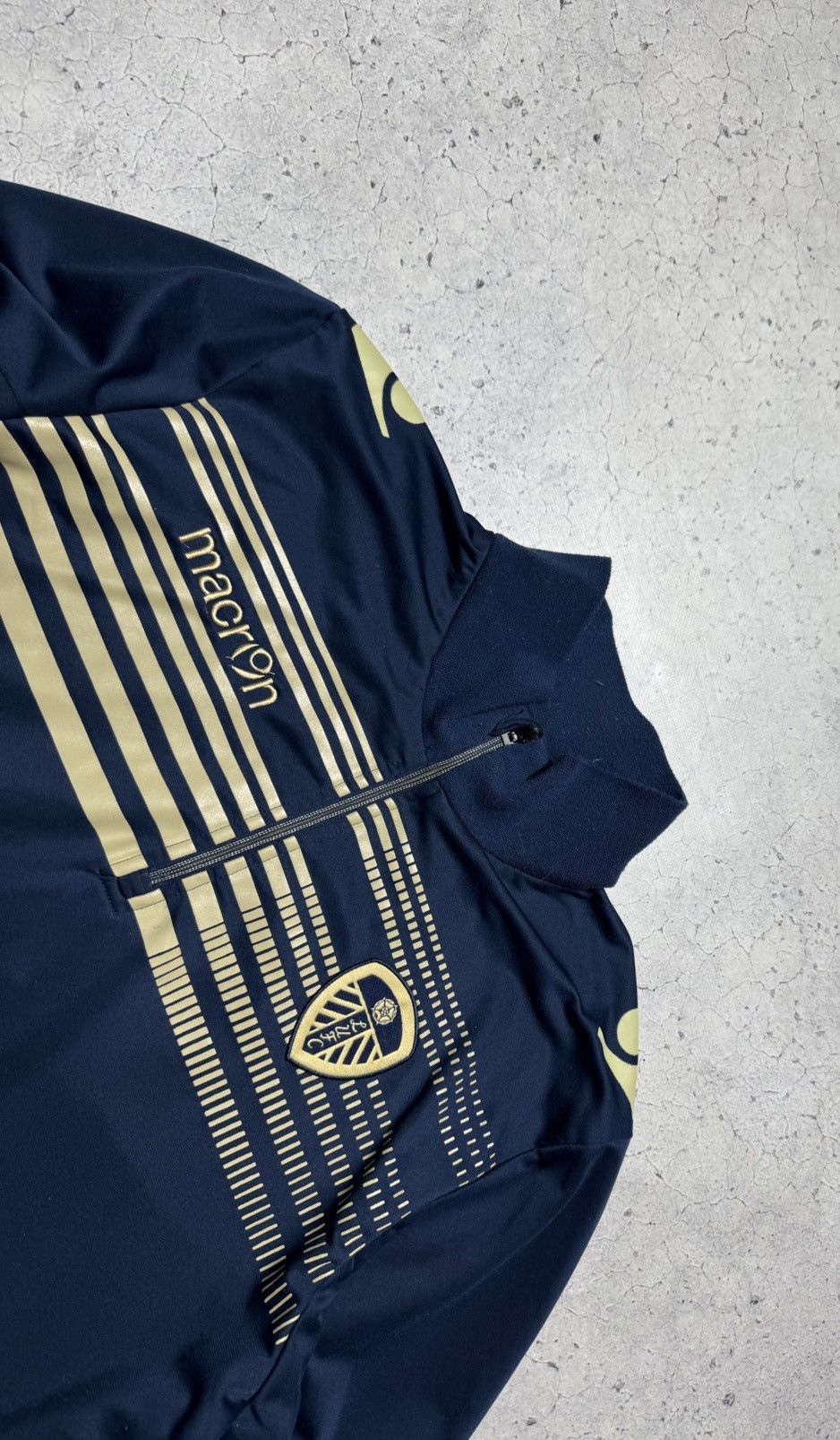 Macron Macron FC Leeds United Football Track Jacket Sweatshirt Size US XL / EU 56 / 4 - 4 Thumbnail