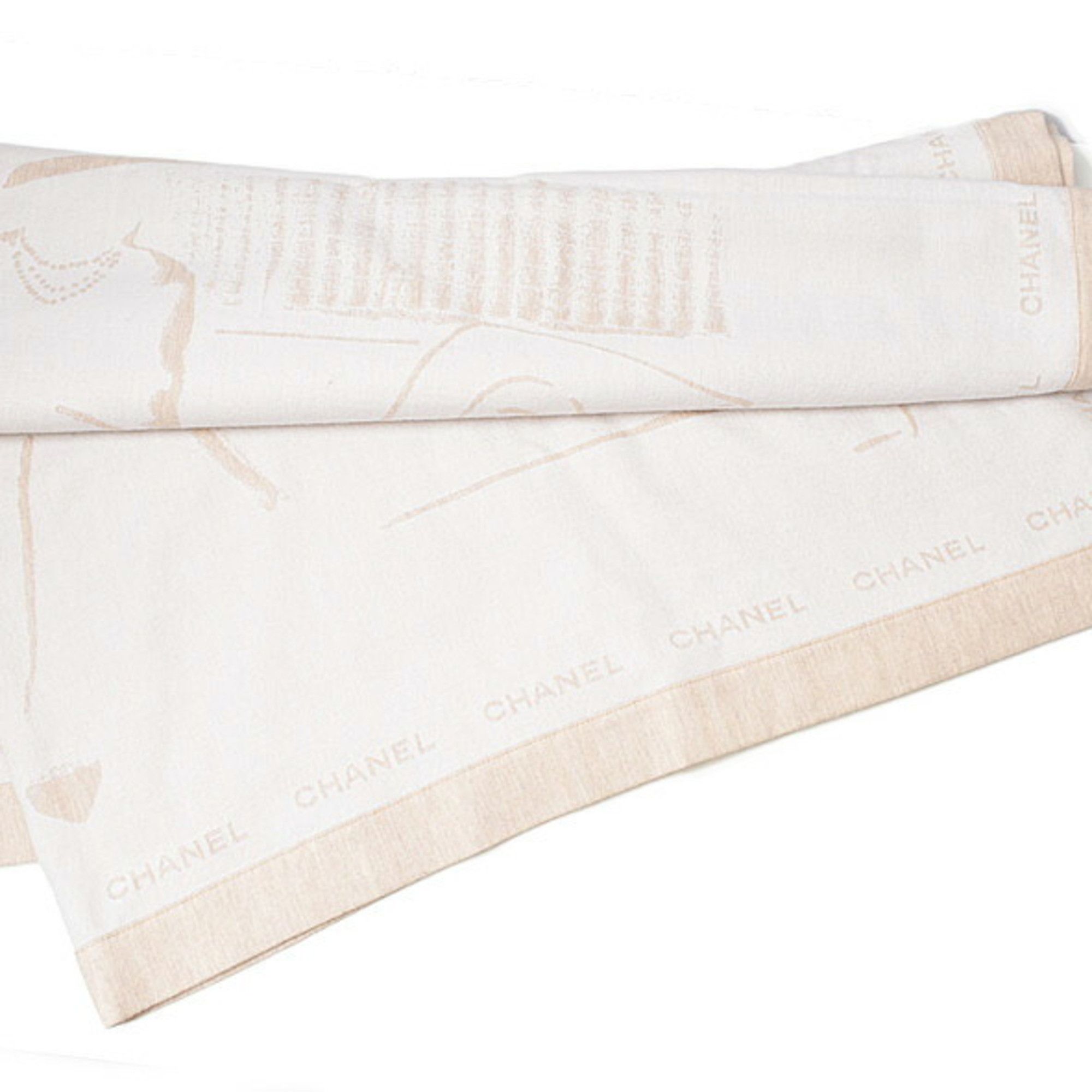 Chanel Chanel Blanket, CHANEL Reversible Blanket Mademoiselle CC Motif Wool Silk Size ONE SIZE - 1 Thumbnail