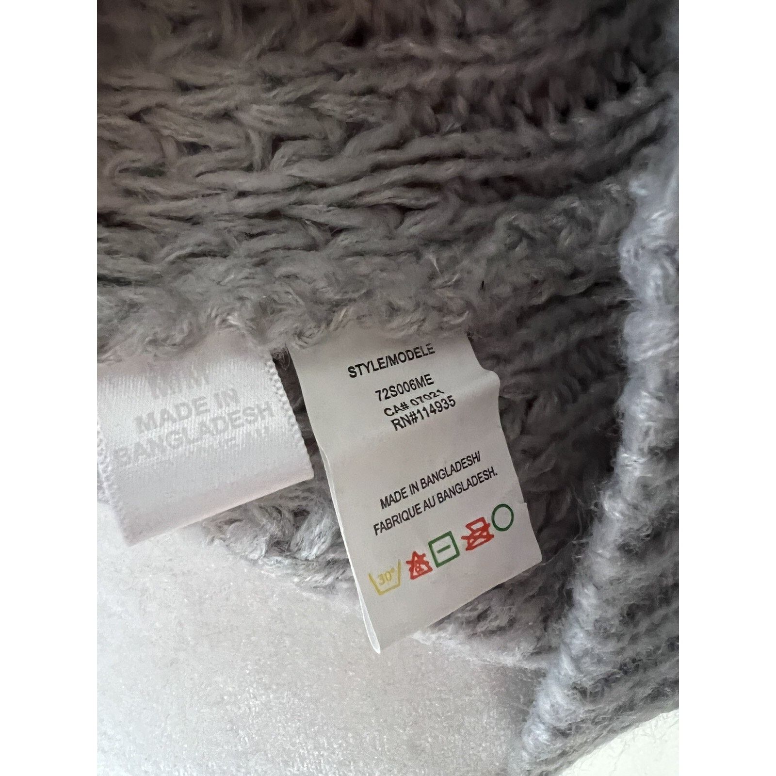 Standard Cloth CLOTH BY DESIGN Pointelle Turtle Neck Sweater size M A003059 Size M / US 6-8 / IT 42-44 - 7 Thumbnail